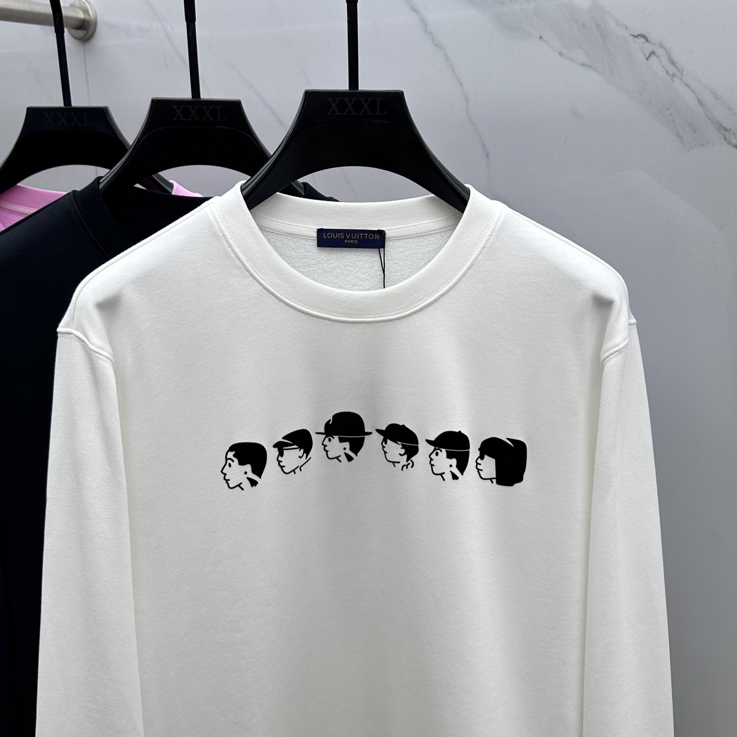 🆕1V*路易威登 25FW早秋新款圆领卫衣，男女同款！独特吸引人的眼球，这一款卫衣品相品质都在线，舒适度