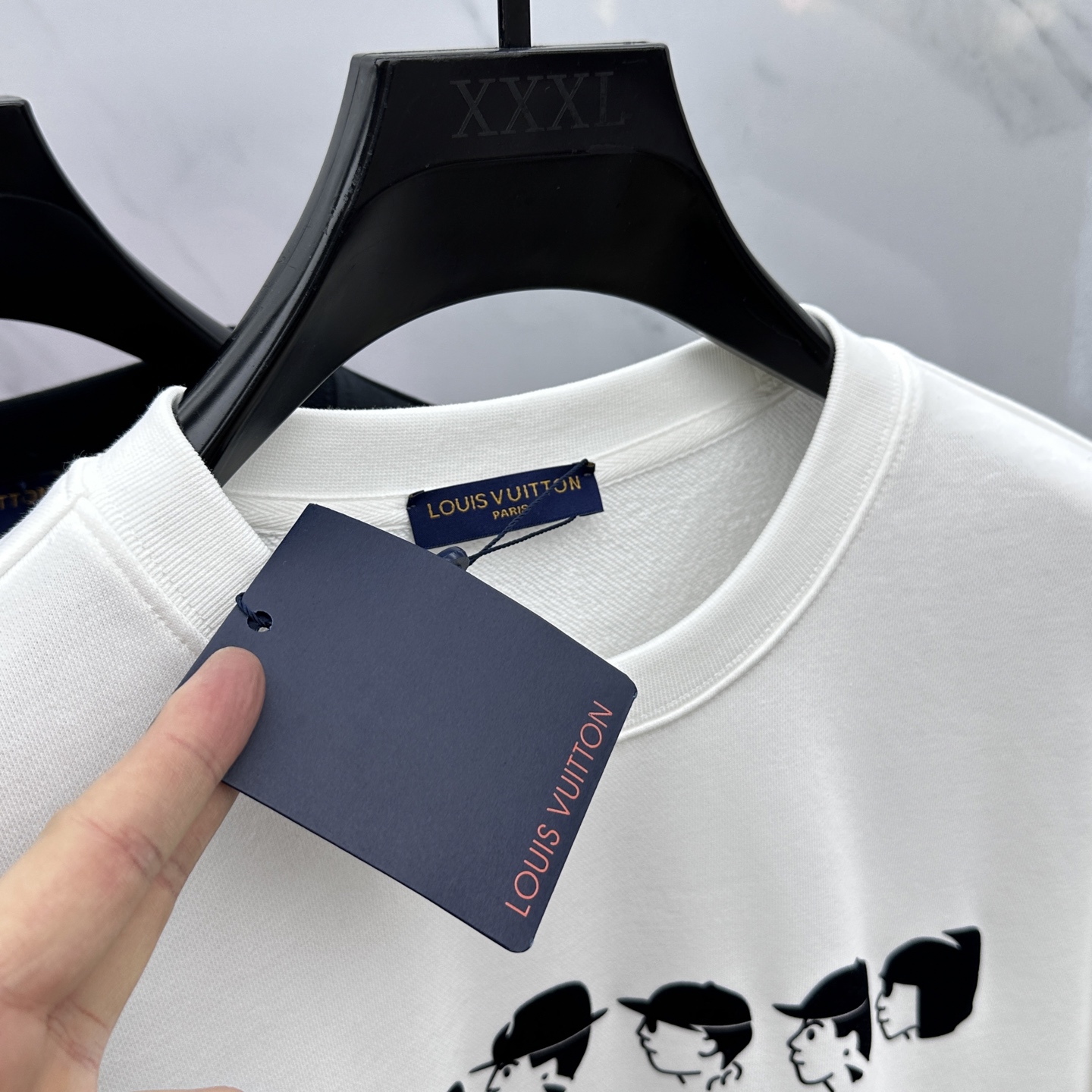 🆕1V*路易威登 25FW早秋新款圆领卫衣，男女同款！独特吸引人的眼球，这一款卫衣品相品质都在线，舒适度