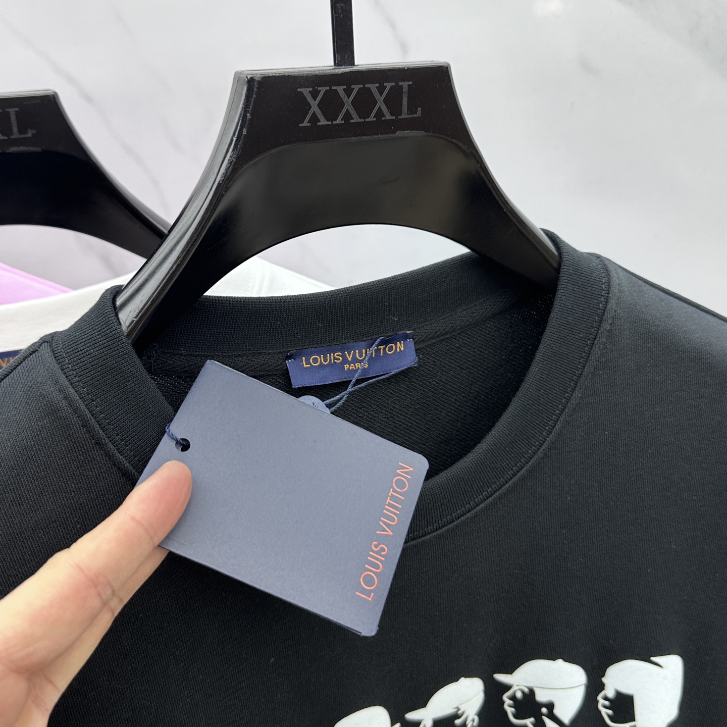 🆕1V*路易威登 25FW早秋新款圆领卫衣，男女同款！独特吸引人的眼球，这一款卫衣品相品质都在线，舒适度