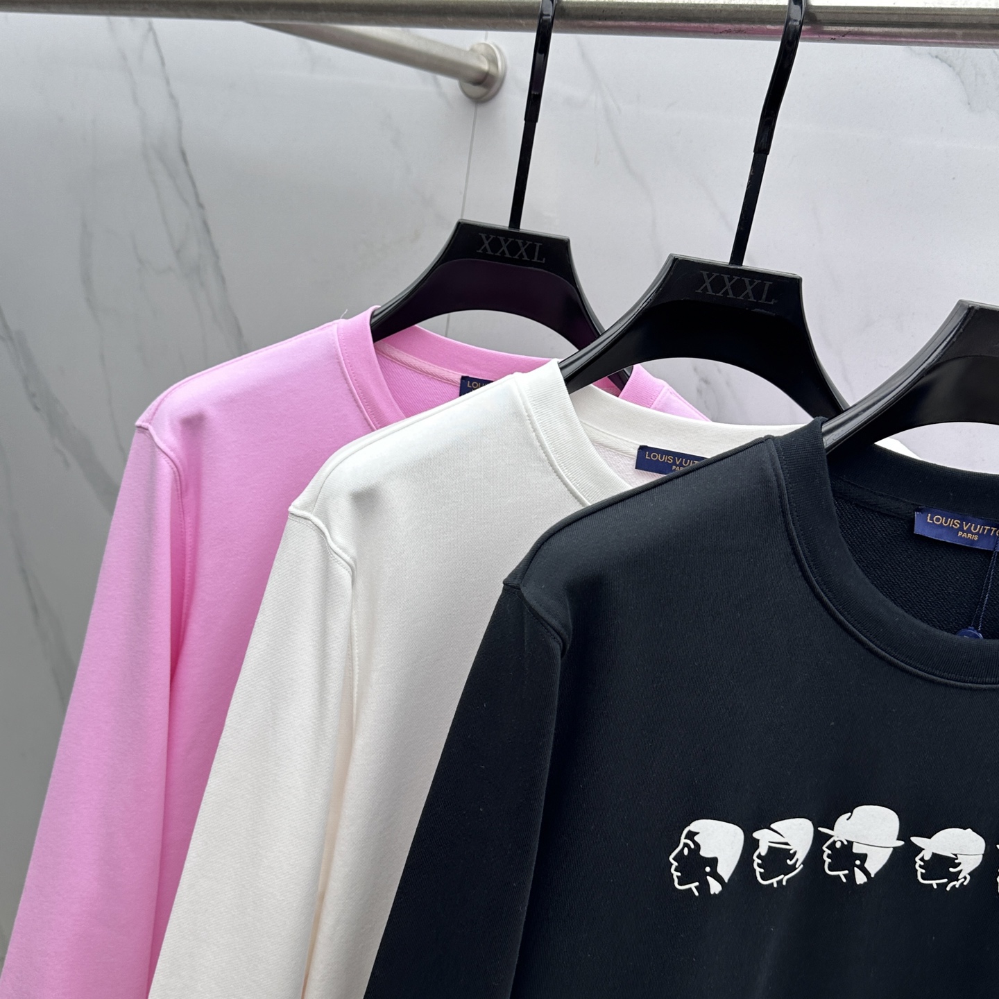 🆕1V*路易威登 25FW早秋新款圆领卫衣，男女同款！独特吸引人的眼球，这一款卫衣品相品质都在线，舒适度