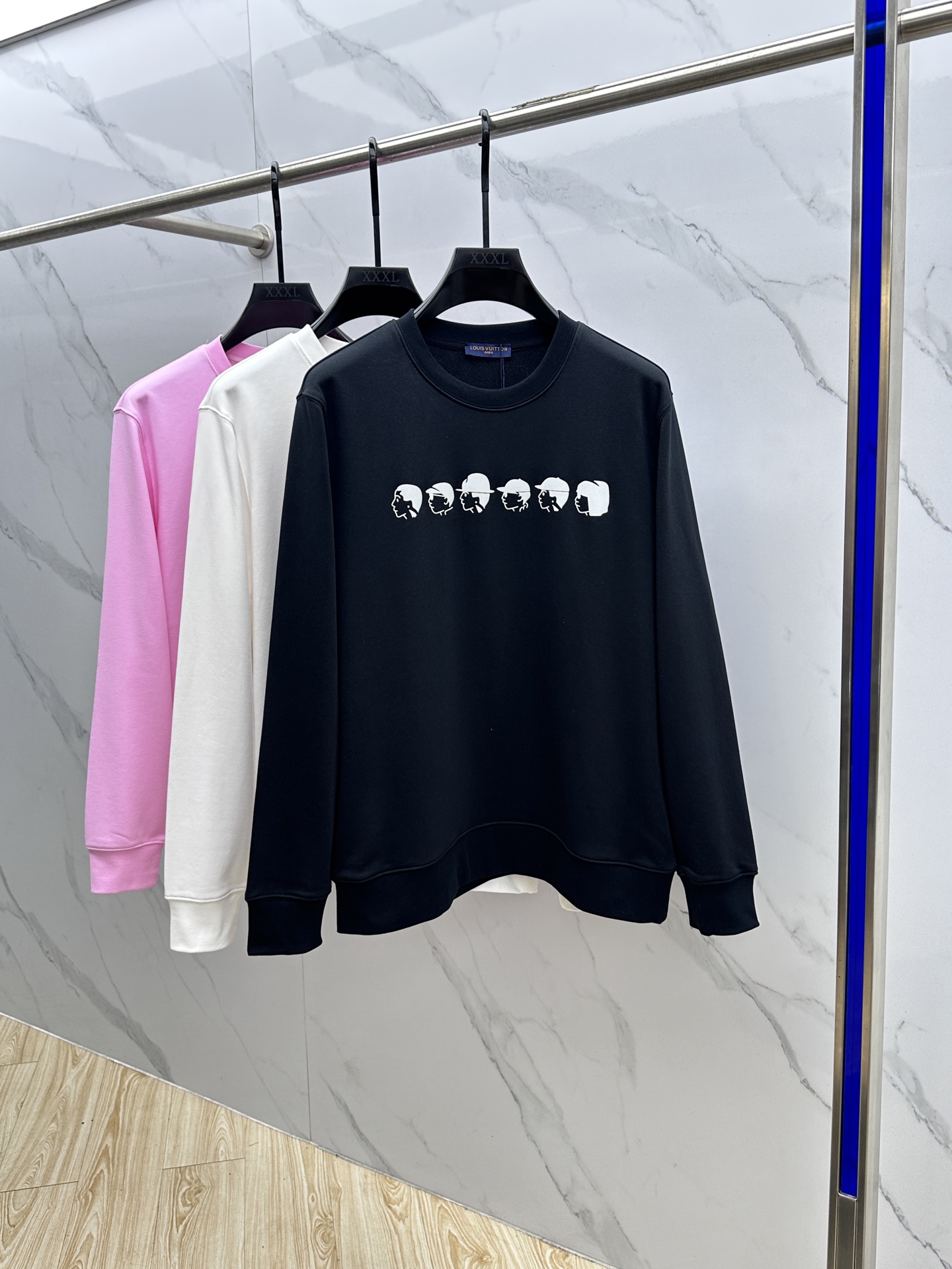 🆕1V*路易威登 25FW早秋新款圆领卫衣，男女同款！独特吸引人的眼球，这一款卫衣品相品质都在线，舒适度