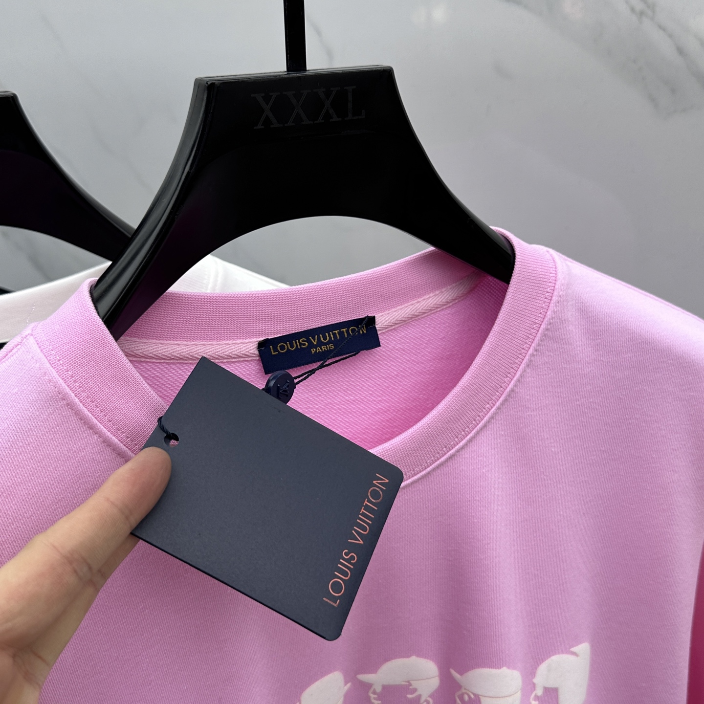 🆕1V*路易威登 25FW早秋新款圆领卫衣，男女同款！独特吸引人的眼球，这一款卫衣品相品质都在线，舒适度