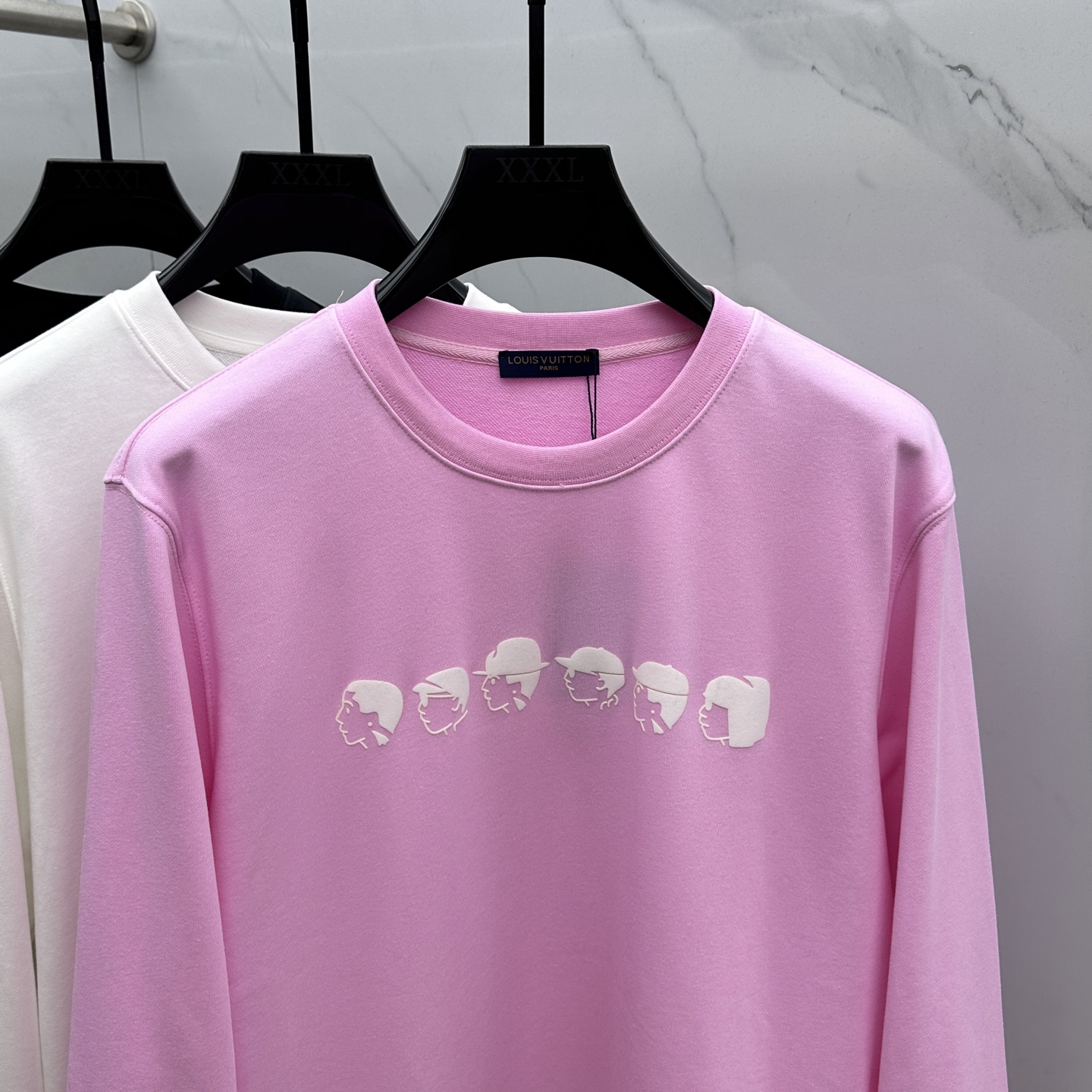 🆕1V*路易威登 25FW早秋新款圆领卫衣，男女同款！独特吸引人的眼球，这一款卫衣品相品质都在线，舒适度