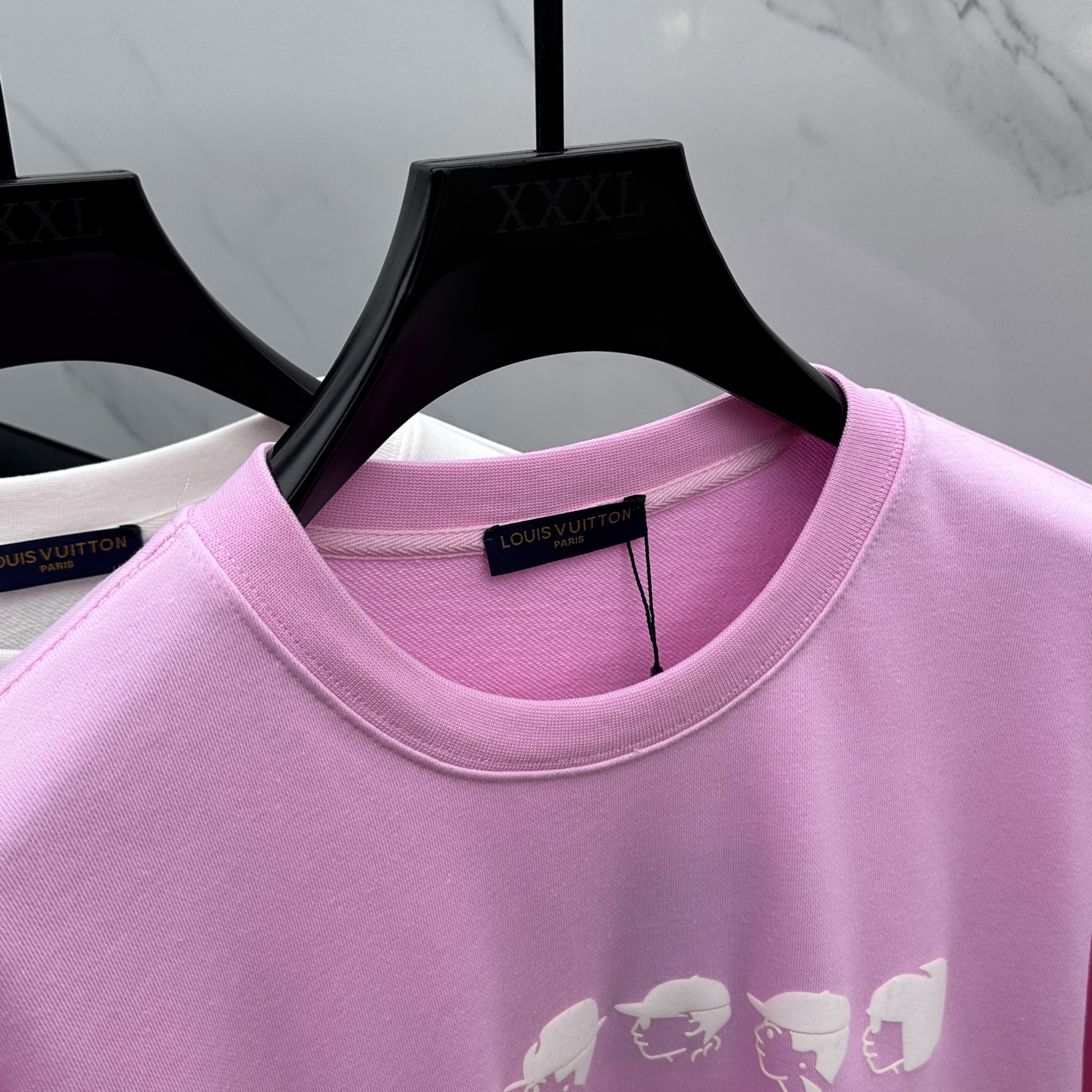 🆕1V*路易威登 25FW早秋新款圆领卫衣，男女同款！独特吸引人的眼球，这一款卫衣品相品质都在线，舒适度