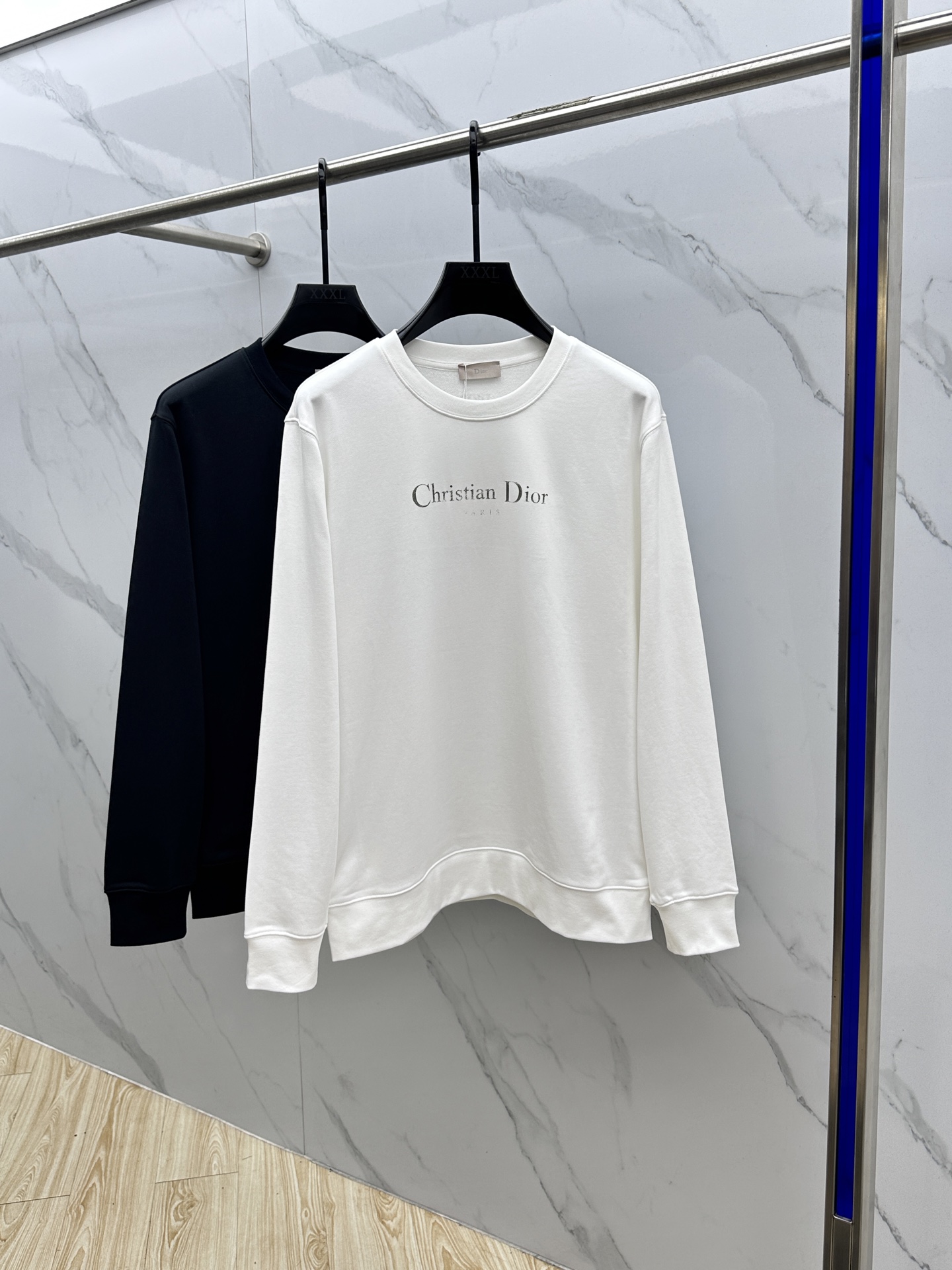 🆕Dior*迪奥 25FW早秋新款圆领卫衣，男女同款！独特吸引人的眼球，这一款卫衣品相品质都在线，舒适度