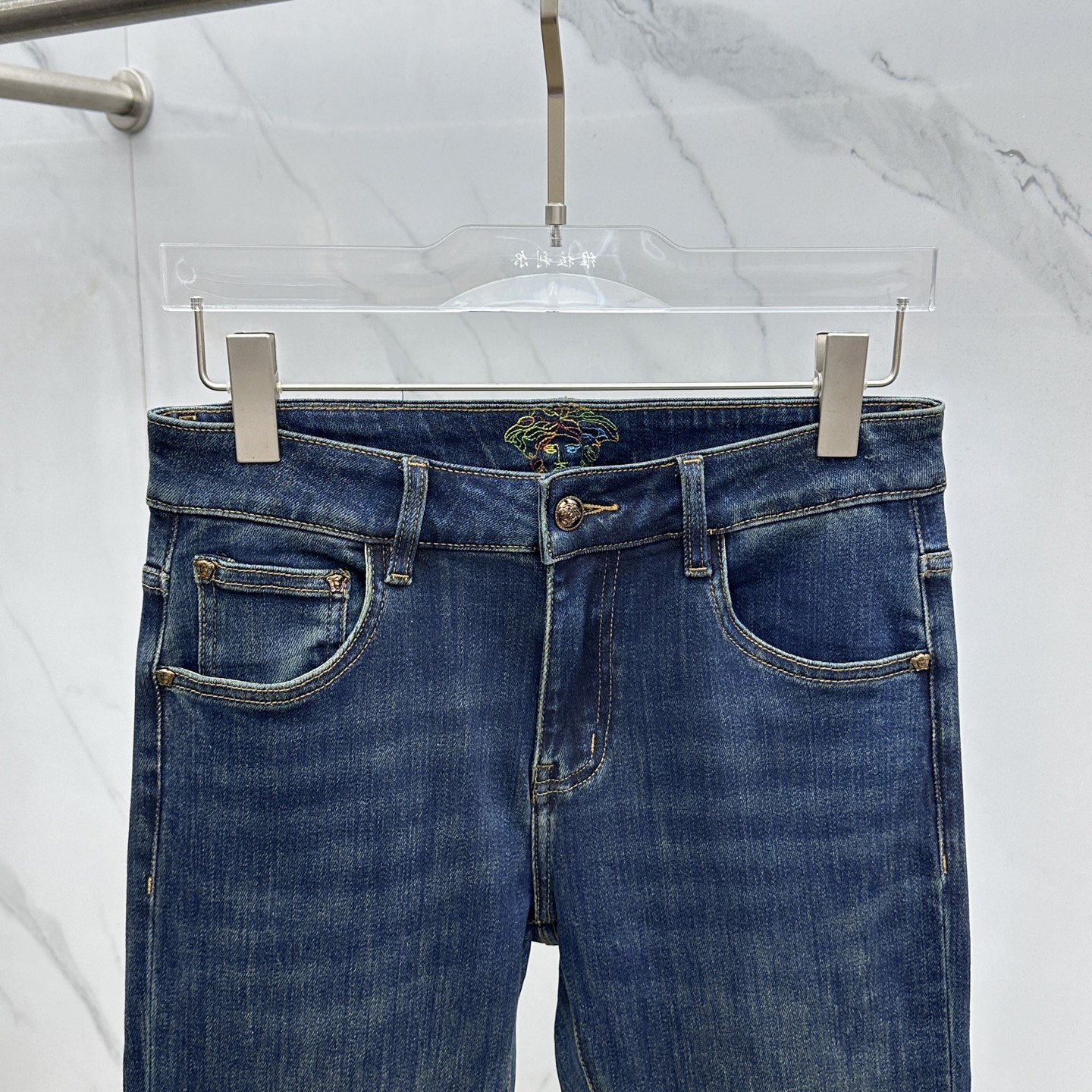  🆕Versace范思哲 🔥高端定制、2025早秋最新款牛仔裤 柜台同步发售 原版定制复刻 客供五金辅料