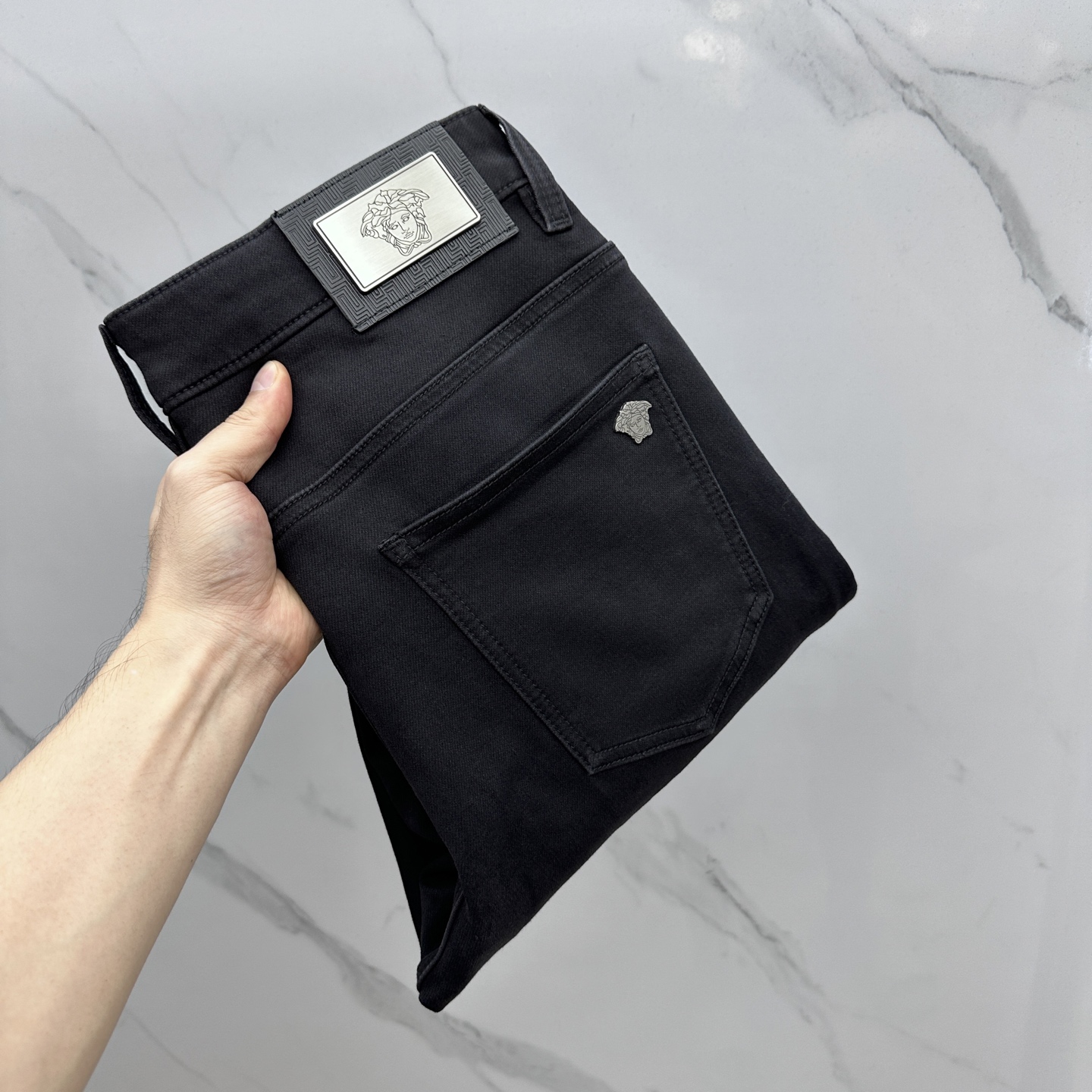  🆕Versace*范思哲 🔥高端定制、2025早秋最新款牛仔裤 柜台同步发售 原版定制复刻 客供五金辅