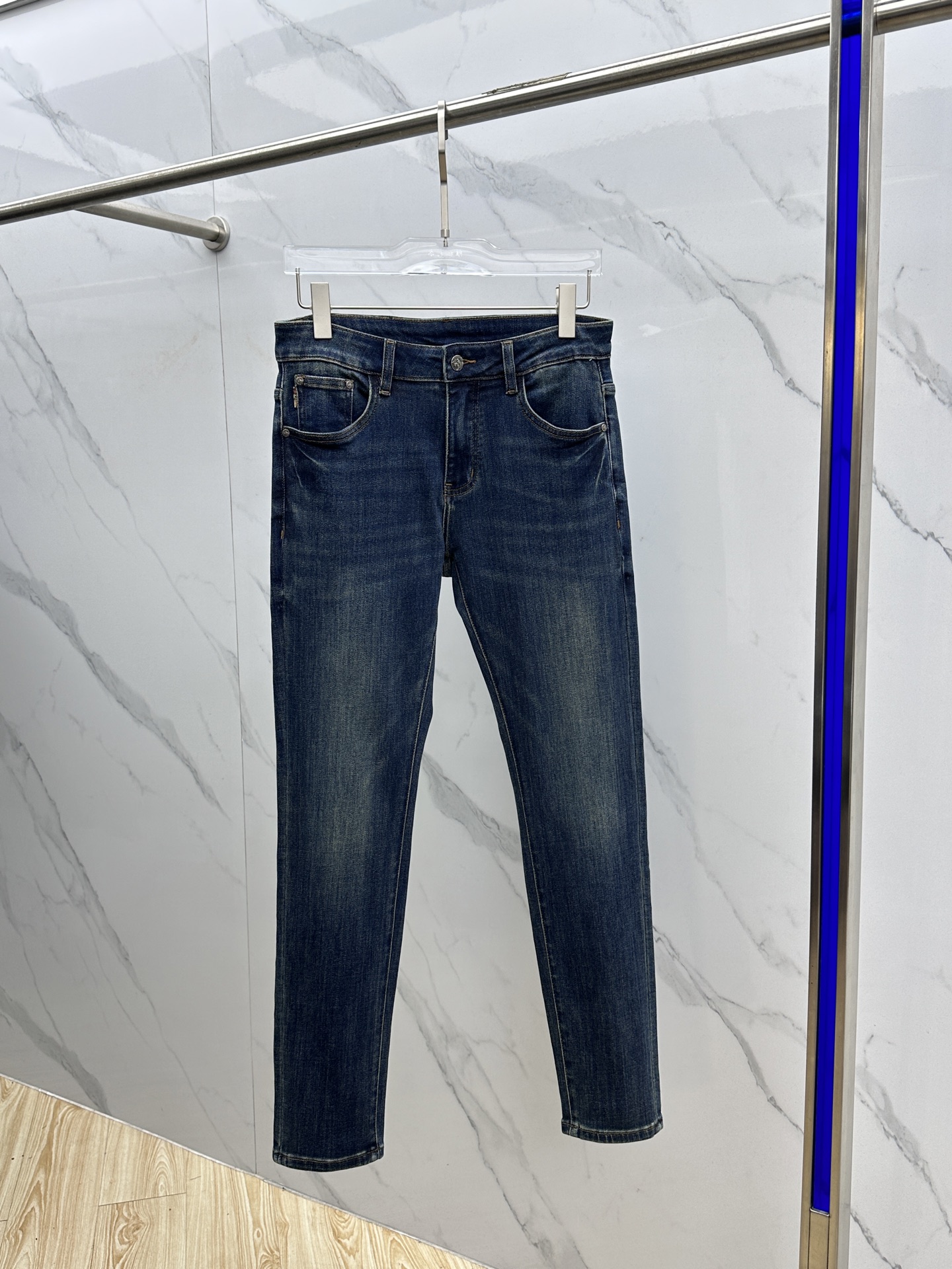  🆕Burberry巴宝莉 🔥高端定制、2025早秋最新款牛仔裤 柜台同步发售 原版定制复刻 客供五金辅