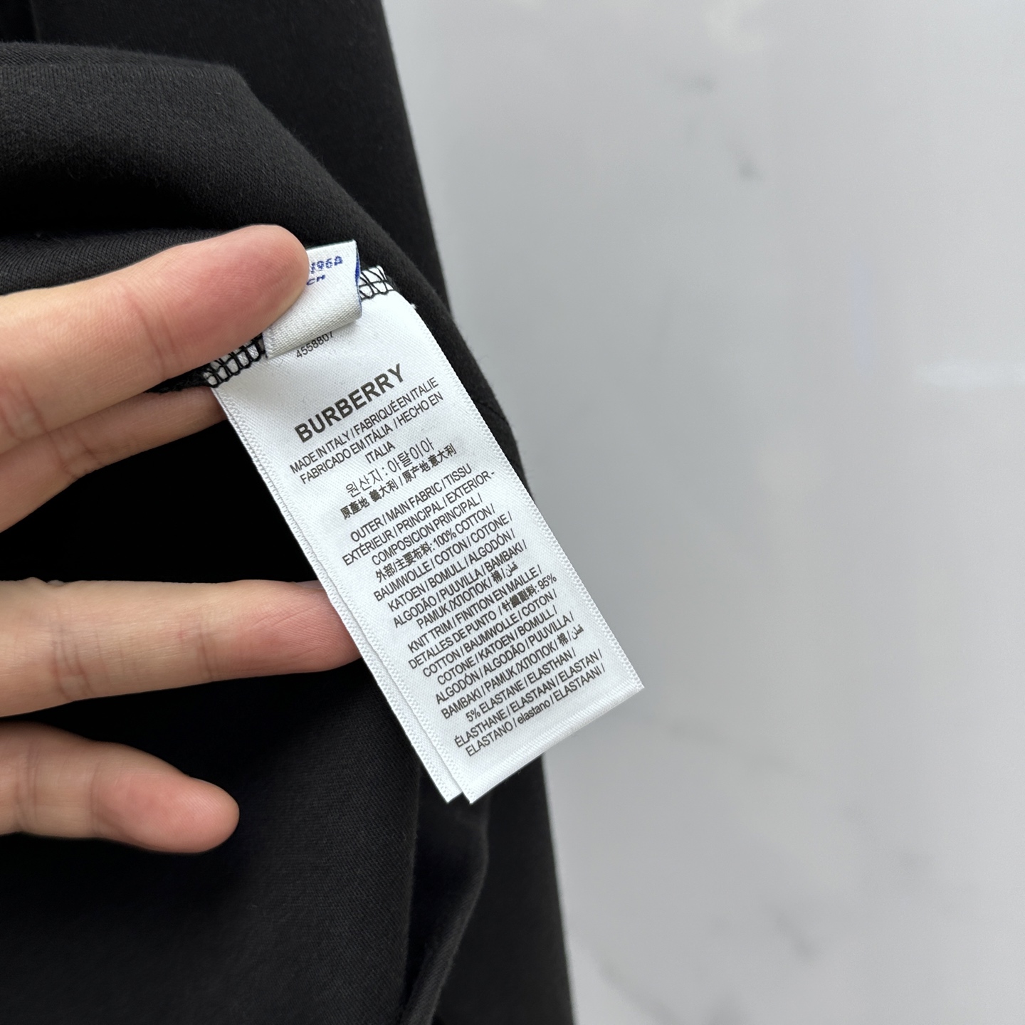 🆕Burberry巴宝莉 2025s早秋新款长袖T恤，基础款推荐！百搭战神！胸前B家经典战马蓝色图形立体