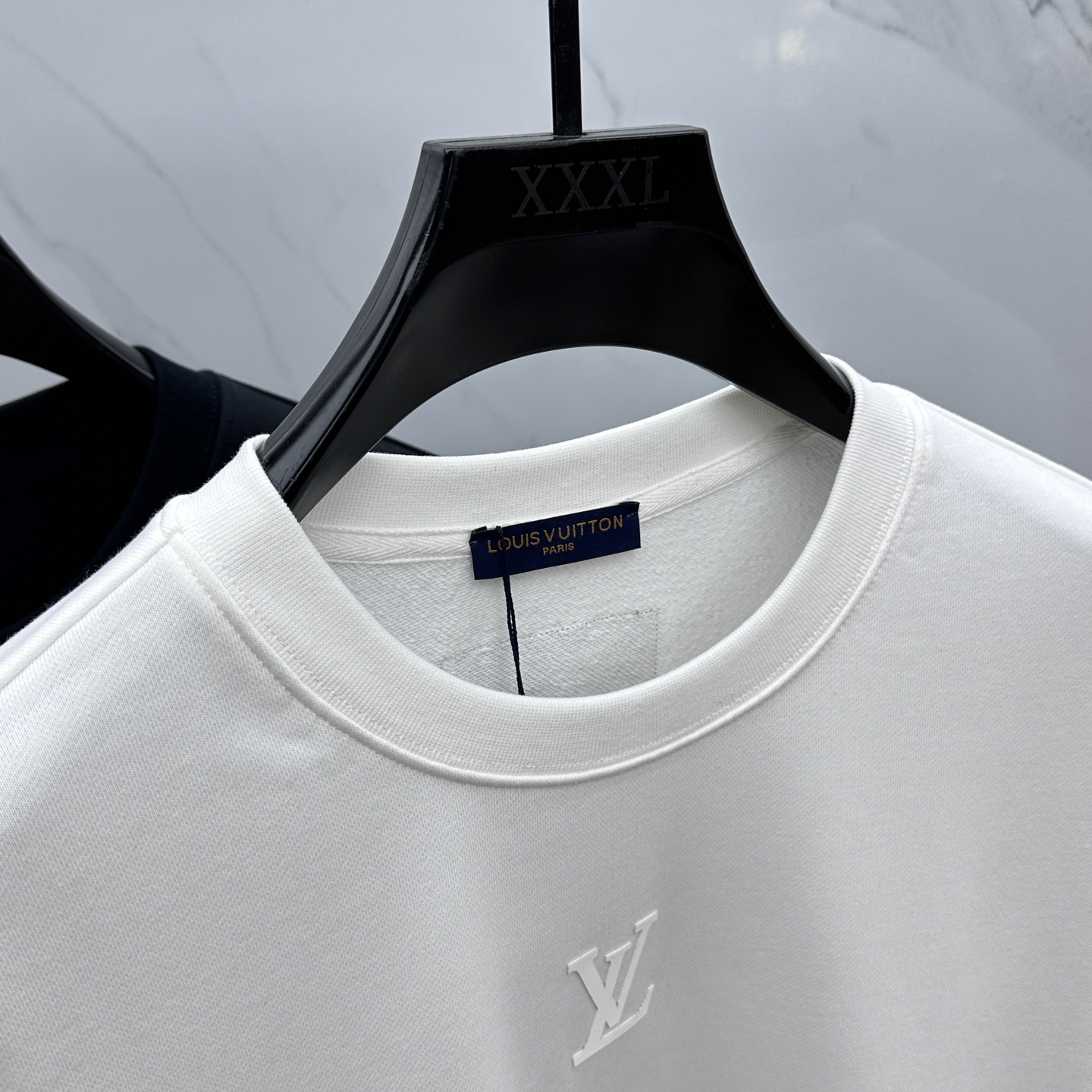  🆕1V*路易威登 25FW早秋新款圆领卫衣，男女同款！独特吸引人的眼球，这一款卫衣品相品质都在线，舒适