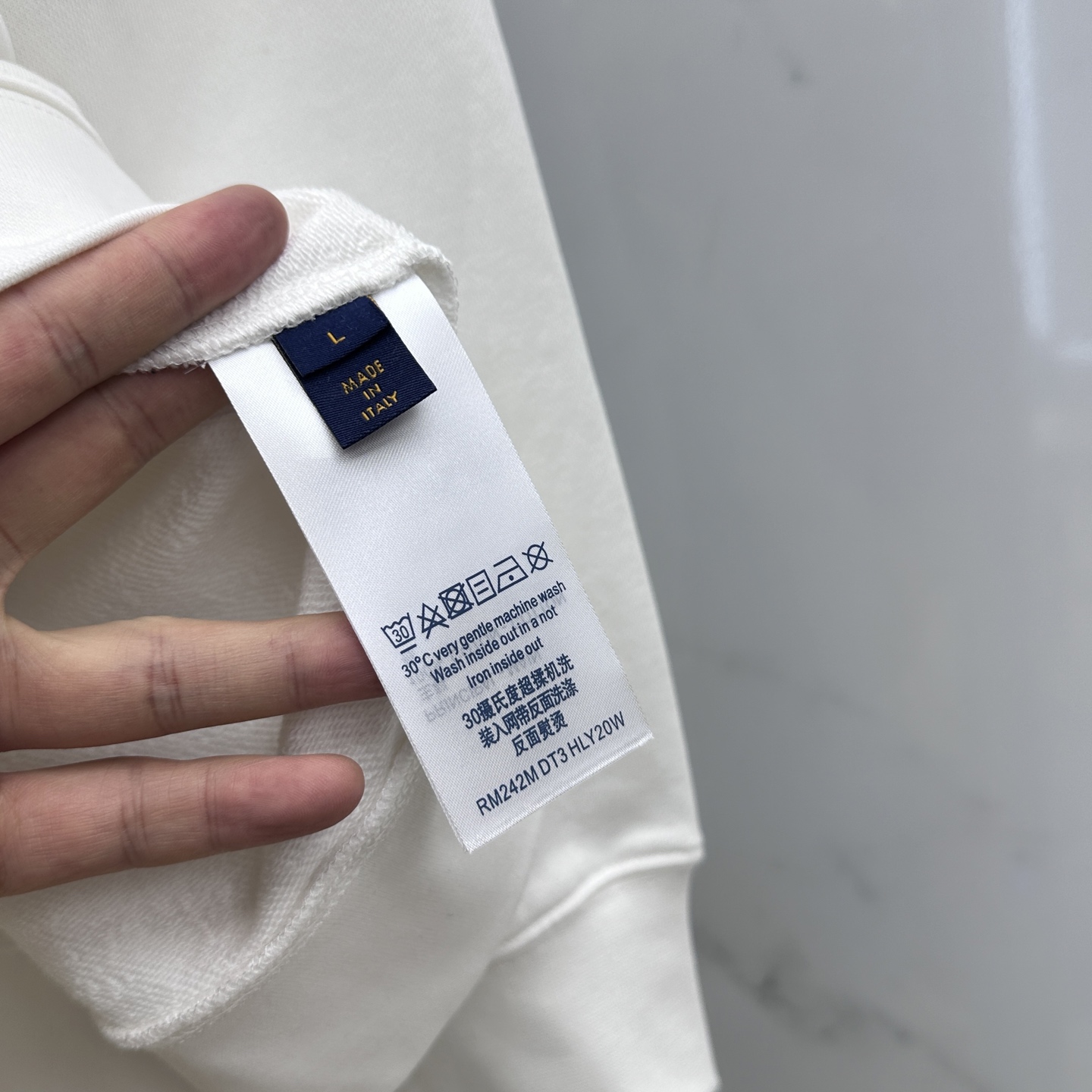  🆕1V*路易威登 25FW早秋新款圆领卫衣，男女同款！独特吸引人的眼球，这一款卫衣品相品质都在线，舒适