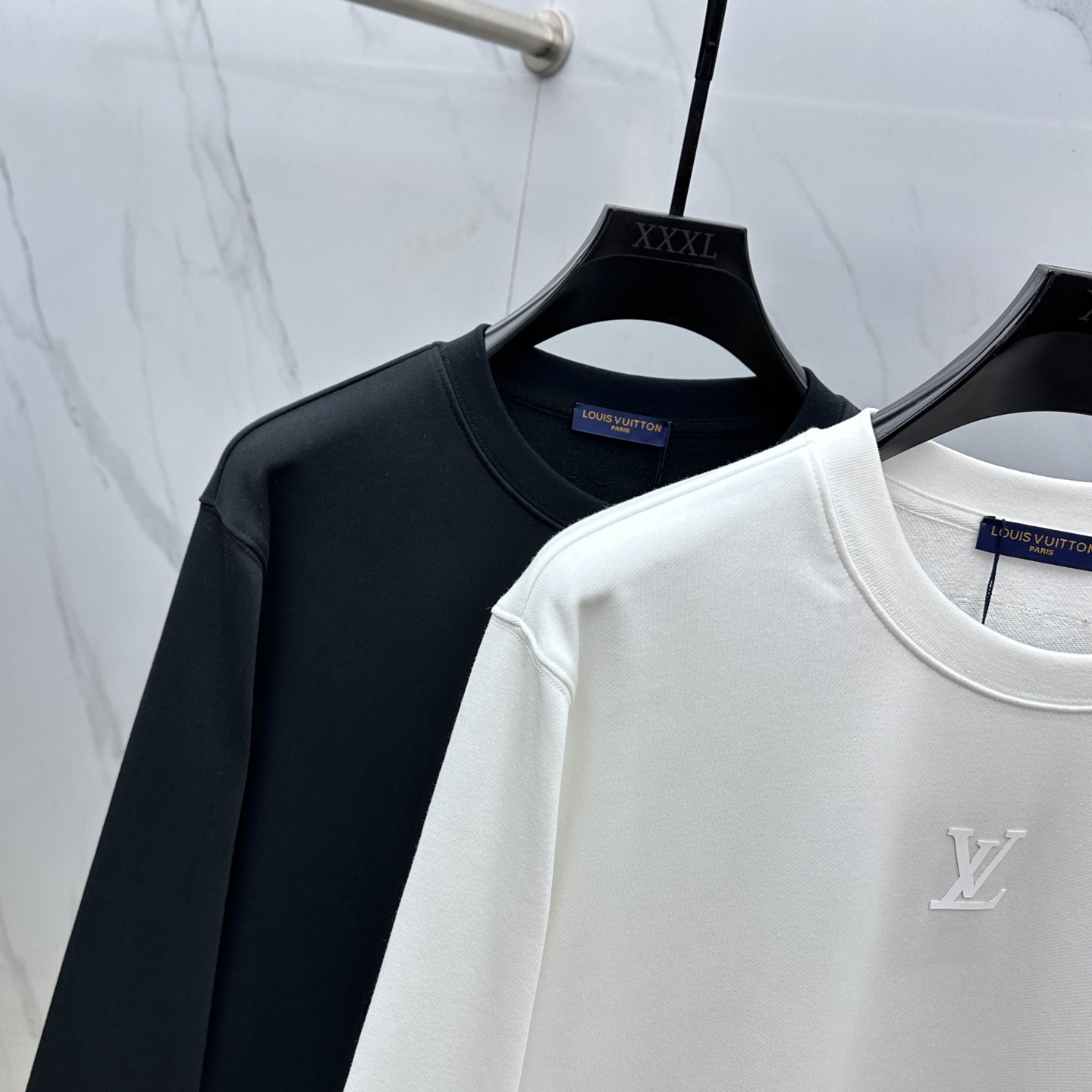  🆕1V*路易威登 25FW早秋新款圆领卫衣，男女同款！独特吸引人的眼球，这一款卫衣品相品质都在线，舒适