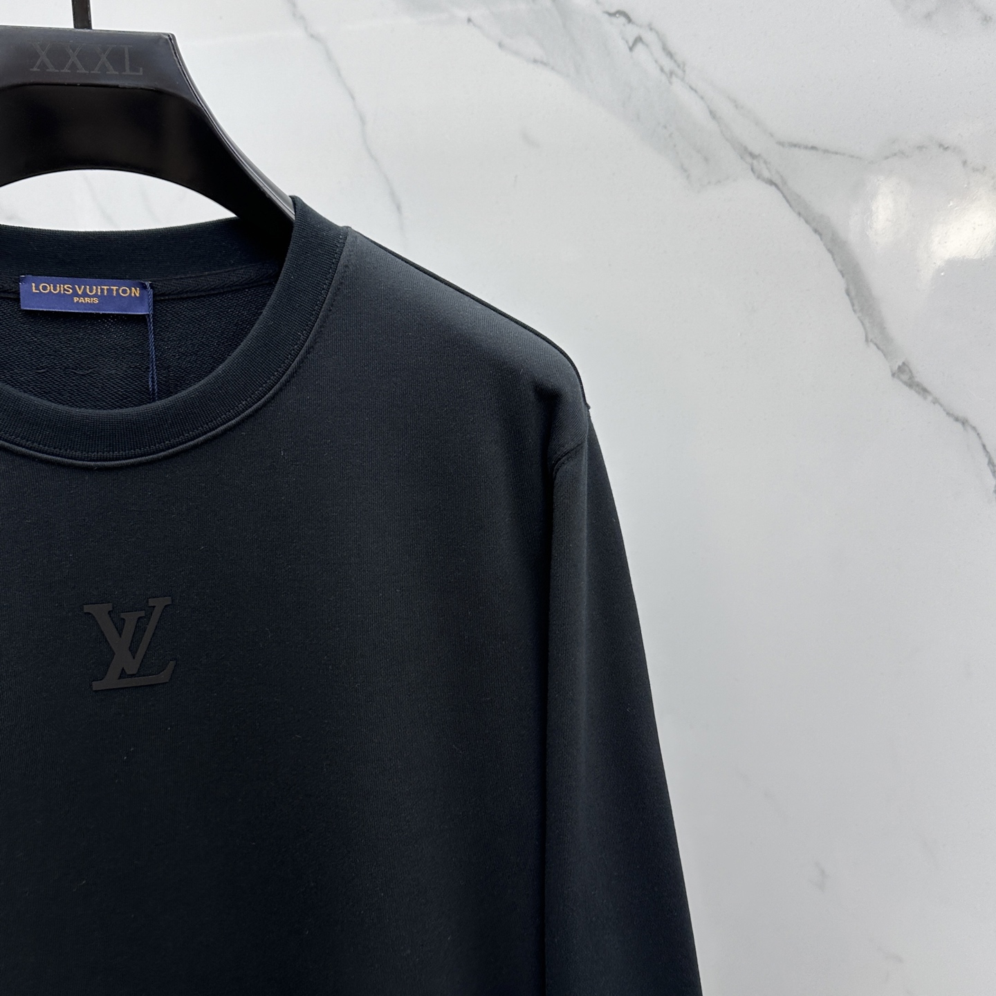  🆕1V*路易威登 25FW早秋新款圆领卫衣，男女同款！独特吸引人的眼球，这一款卫衣品相品质都在线，舒适