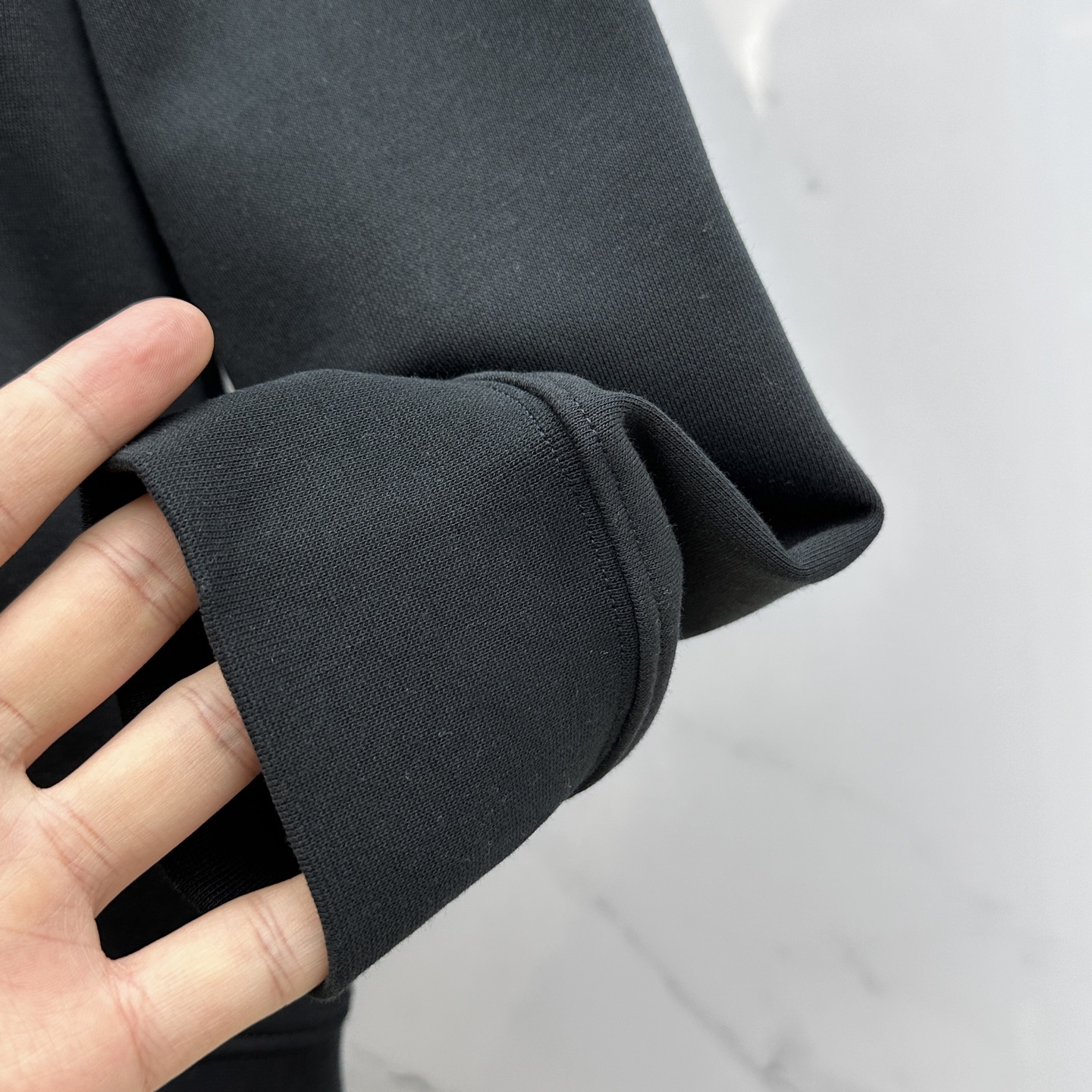  🆕1V*路易威登 25FW早秋新款圆领卫衣，男女同款！独特吸引人的眼球，这一款卫衣品相品质都在线，舒适