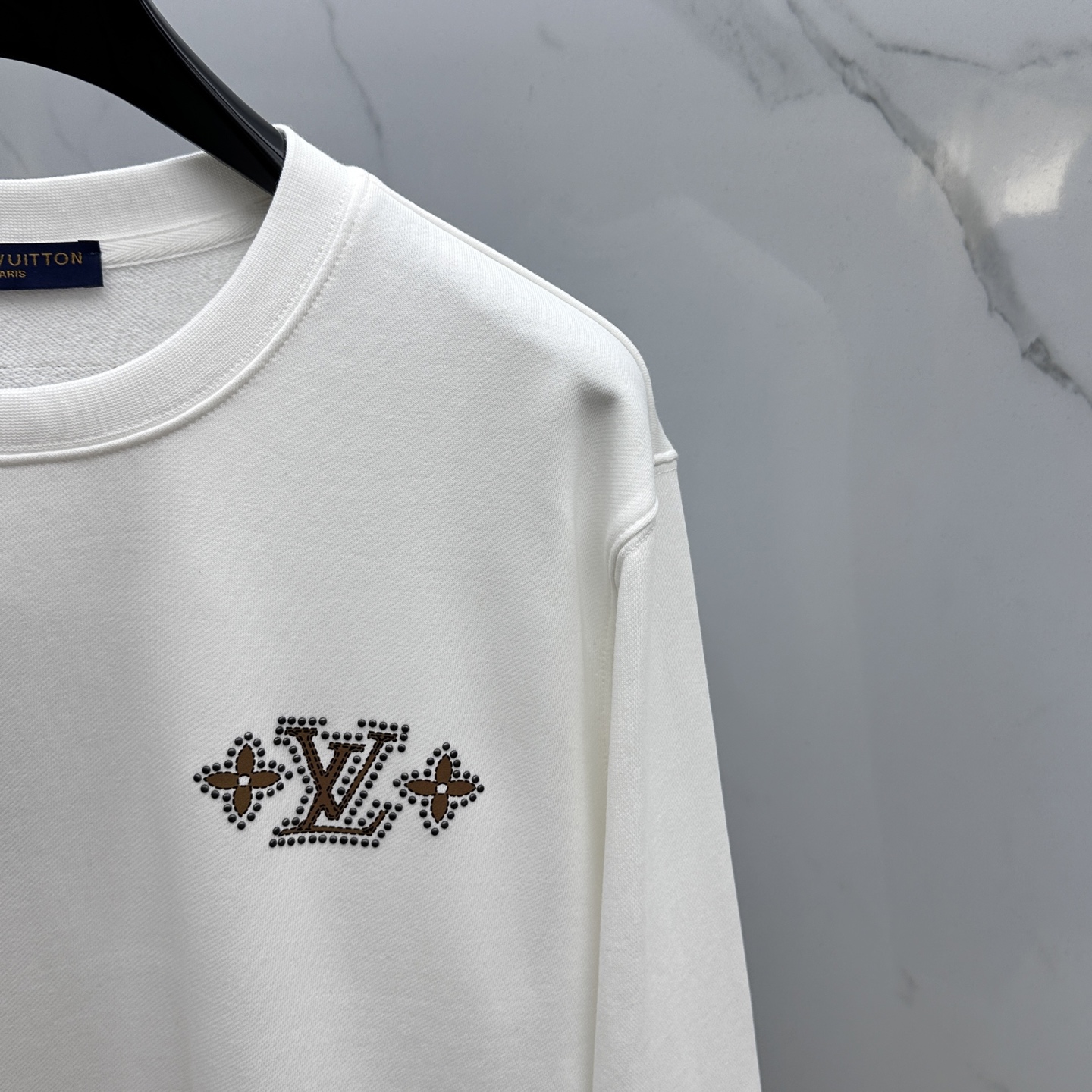  🆕1V*路易威登 25FW早秋新款圆领卫衣，男女同款！独特吸引人的眼球，这一款卫衣品相品质都在线，舒适