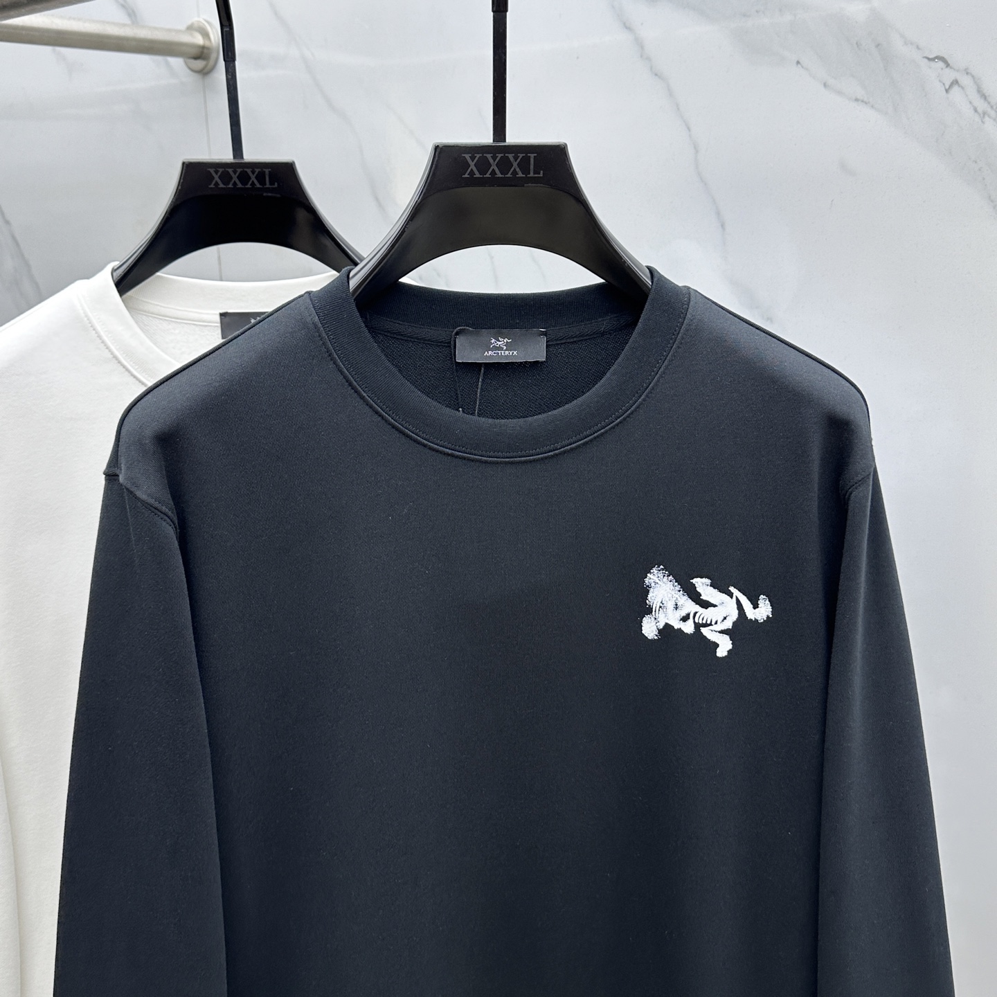  🆕1V*路易威登 25FW早秋新款圆领卫衣，男女同款！独特吸引人的眼球，这一款卫衣品相品质都在线，舒适