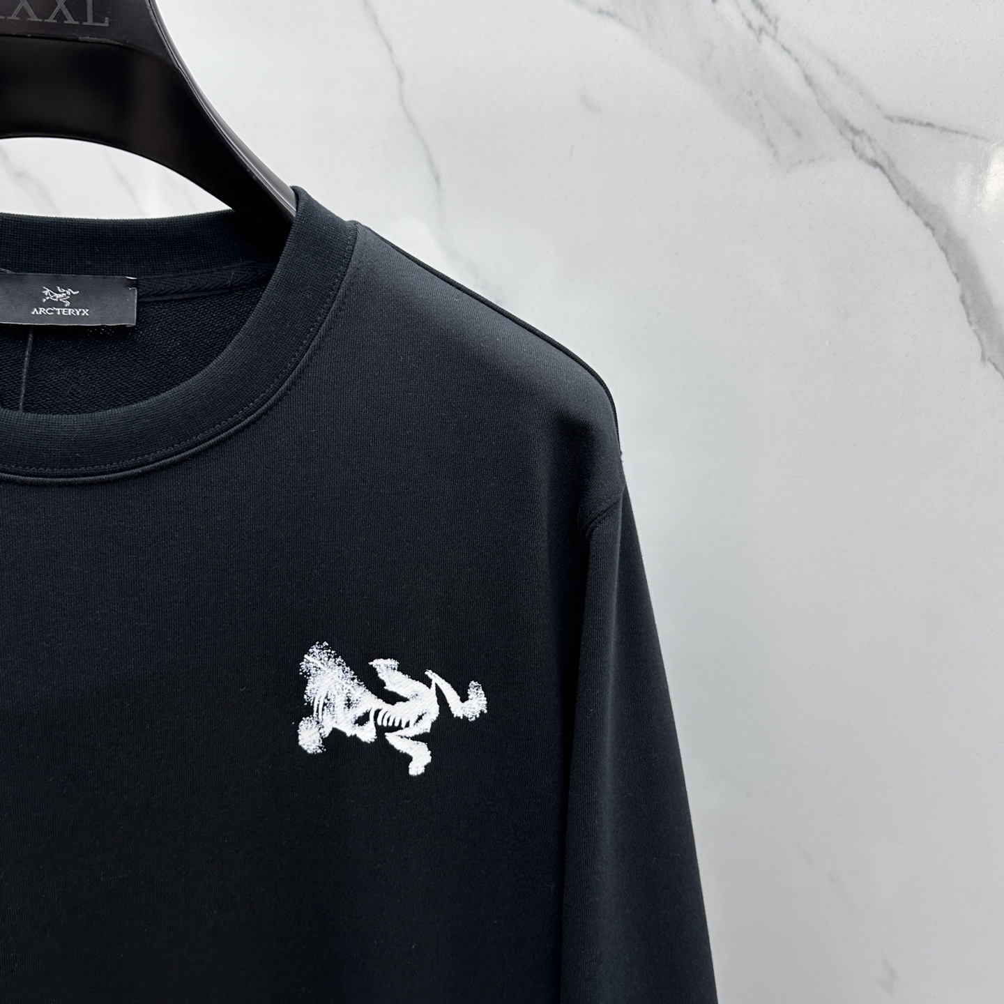  🆕ARC*始祖鸟 25FW早秋新款圆领卫衣，男女同款！独特吸引人的眼球，这一款卫衣品相品质都在线，舒适