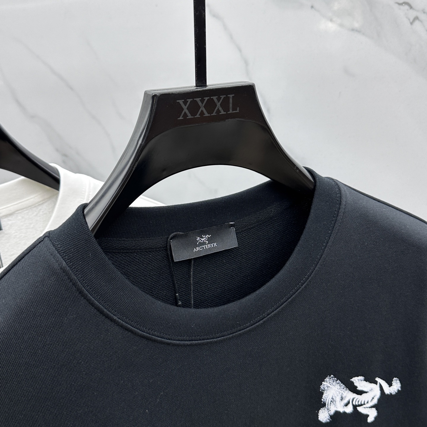  🆕ARC*始祖鸟 25FW早秋新款圆领卫衣，男女同款！独特吸引人的眼球，这一款卫衣品相品质都在线，舒适