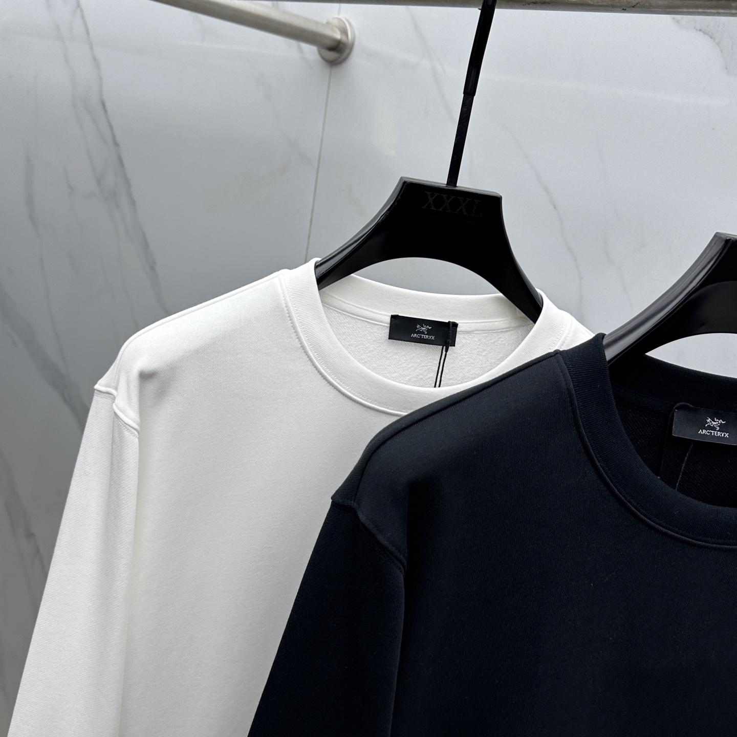  🆕ARC*始祖鸟 25FW早秋新款圆领卫衣，男女同款！独特吸引人的眼球，这一款卫衣品相品质都在线，舒适