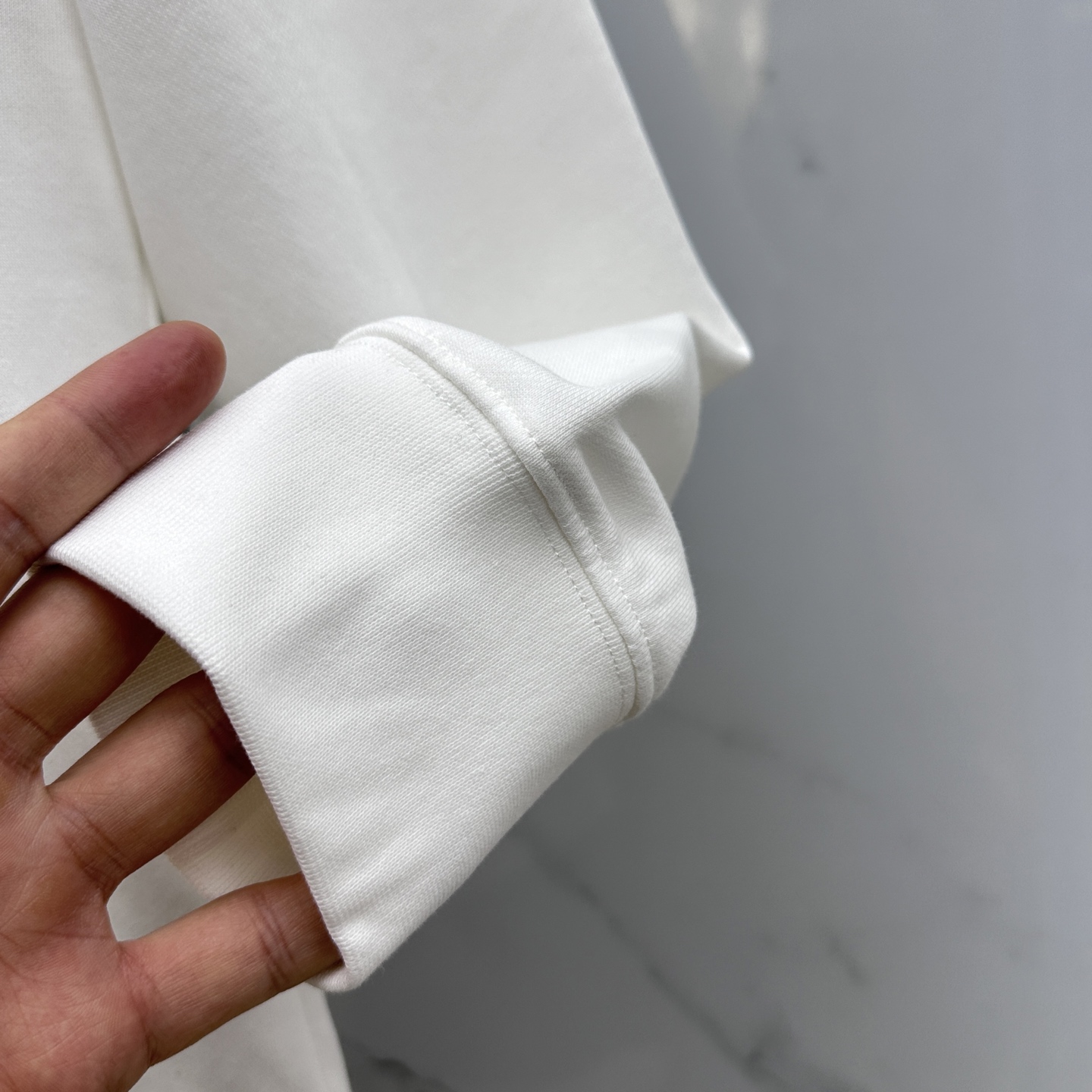 🆕Dior迪奥 25FW早秋新款圆领卫衣，男女同款！独特吸引人的眼球，这一款卫衣品相品质都在线，舒适度，