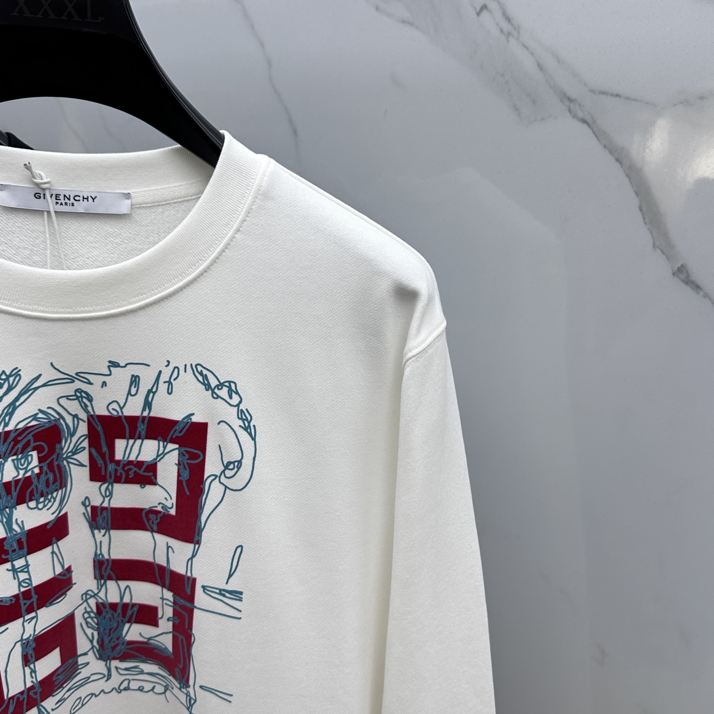 🆕GVC*纪梵希 25FW早秋新款圆领卫衣，男女同款！独特吸引人的眼球，这一款卫衣品相品质都在线，舒适度