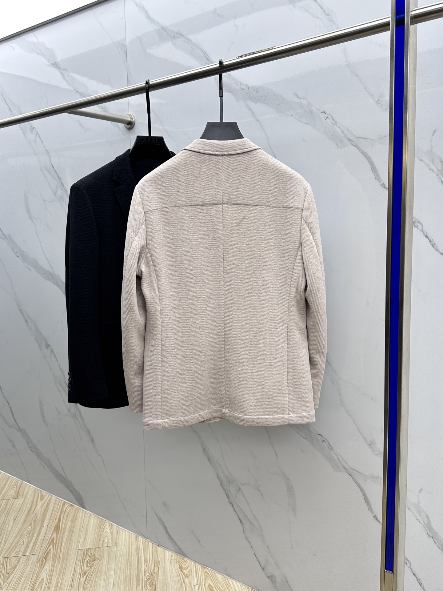 。 🆕lP🆕 ss早秋新款发布 lP🆕西装外套，秋季爆款西装外套，羊毛面料西装外套，穿上就是舒适自在又显