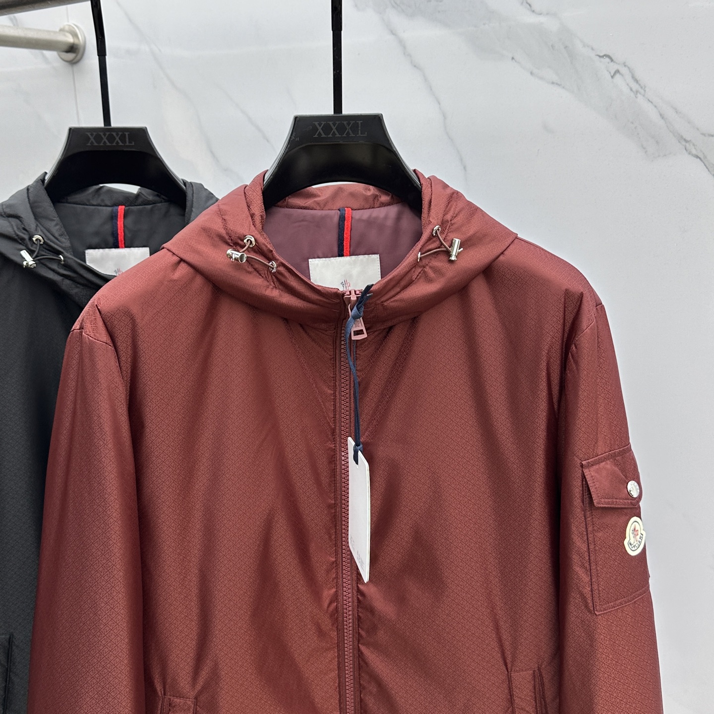 。🆕Moner 蒙口 2025ss早秋新款发布 连帽夹克外套，秋季爆款提花面料夹薄棉设计外套，穿上就是舒