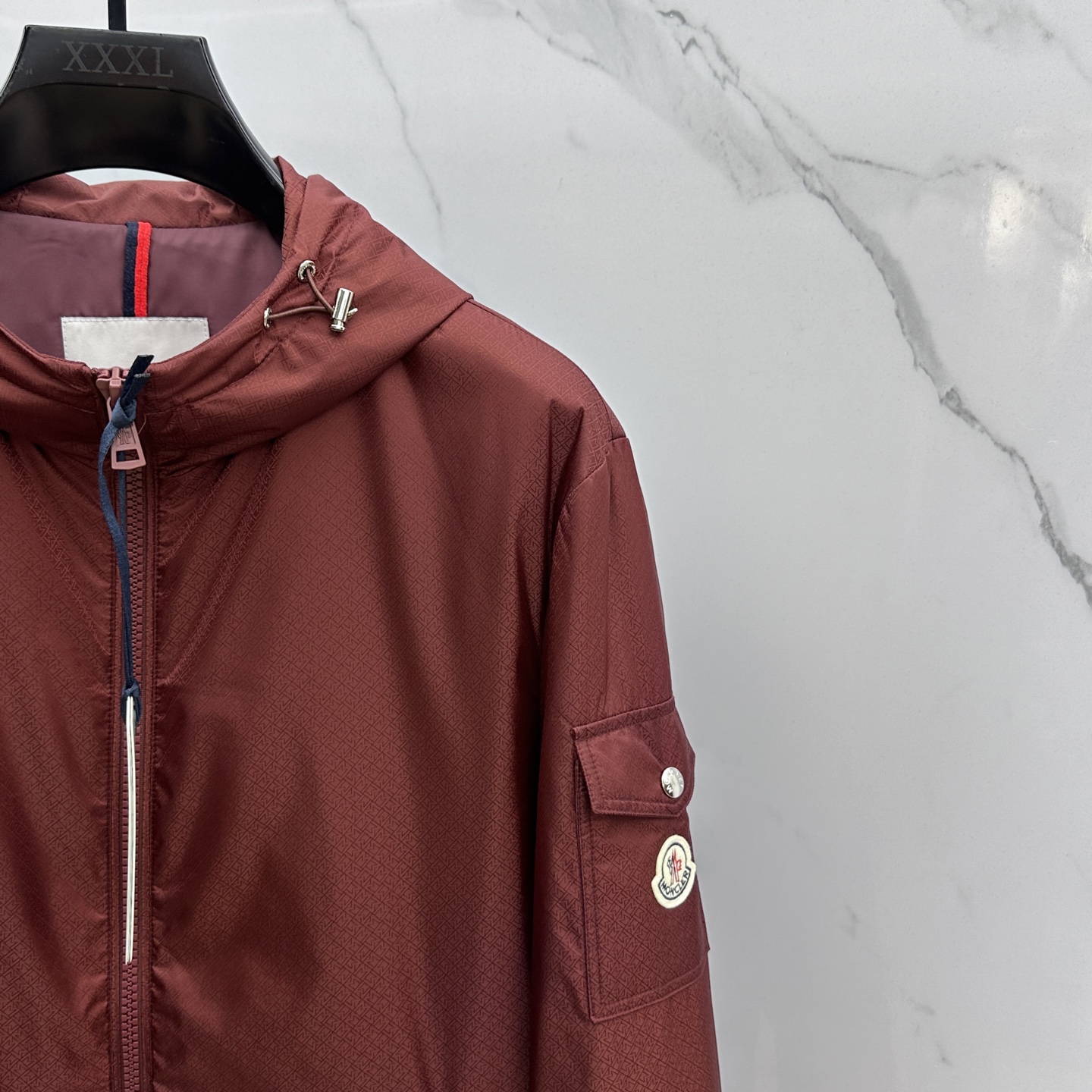 。🆕Moner 蒙口 2025ss早秋新款发布 连帽夹克外套，秋季爆款提花面料夹薄棉设计外套，穿上就是舒