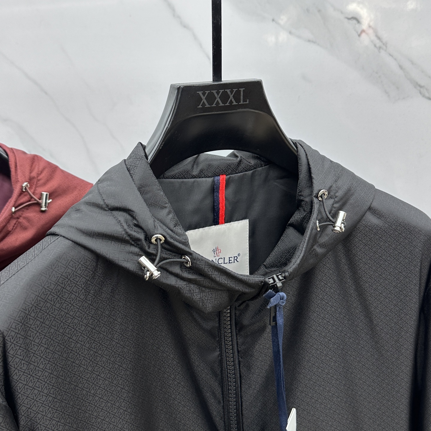 。 🆕Moner 蒙口 2025ss早秋新款发布 连帽夹克外套，秋季爆款提花面料夹薄棉设计外套，穿上就是