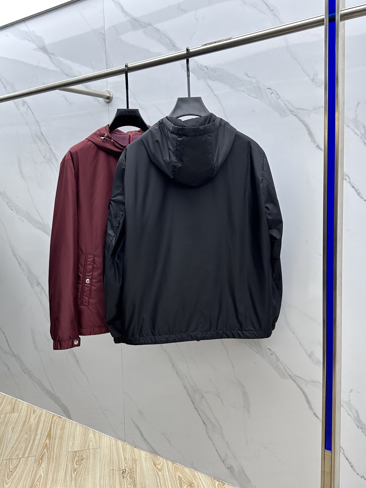 。 🆕Moner 蒙口 2025ss早秋新款发布 连帽夹克外套，秋季爆款提花面料夹薄棉设计外套，穿上就是