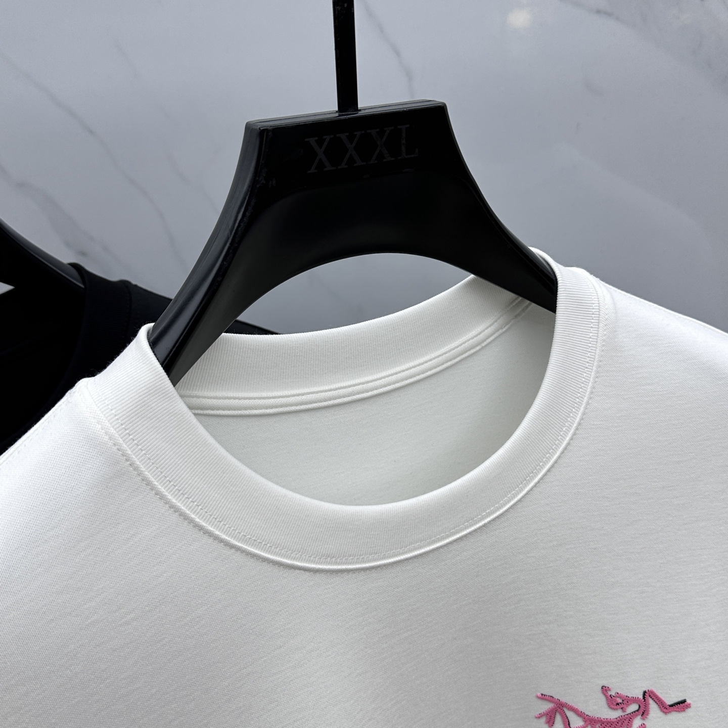  🆕ARCTERYX始祖鸟 2025SS秋季新款棉质长袖 T 恤，以当季色调传递典雅韵味，成就日常搭配佳