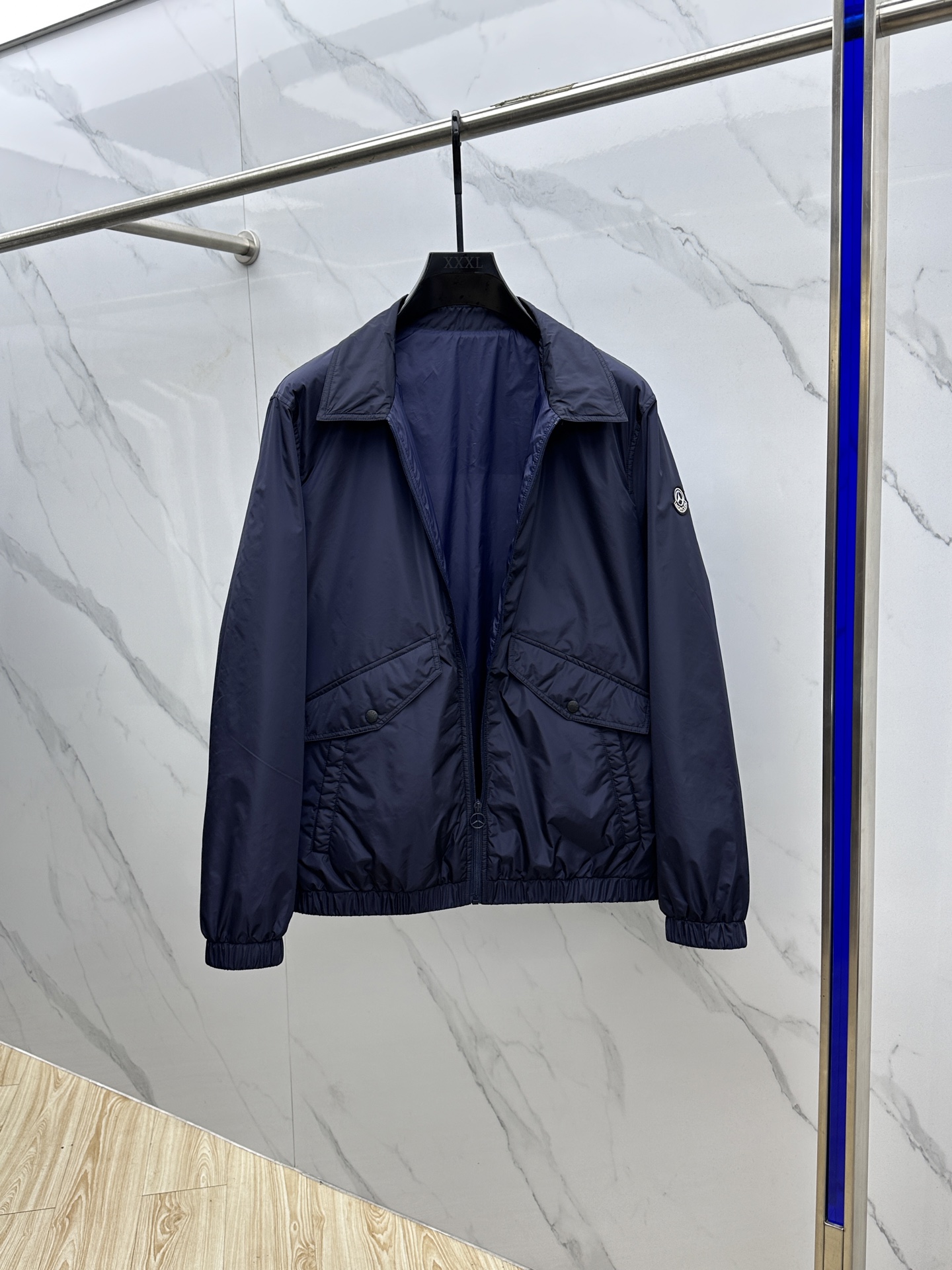  🆕Moncle*Benz、2025早秋男士高端时装款户外夹克外套，官方主推展示，香港洋行渠道，户外必选