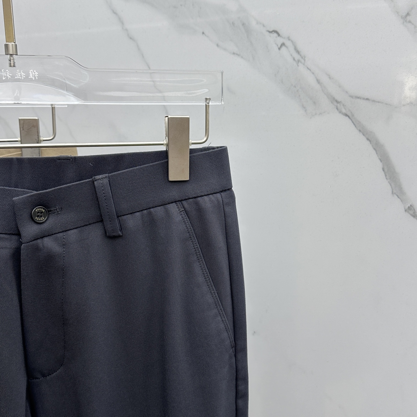 🆕Prada普拉达 2025早秋新品休闲裤西裤，官网同步发售，裤身工艺设计，进口客供辅料、面料定制，代工