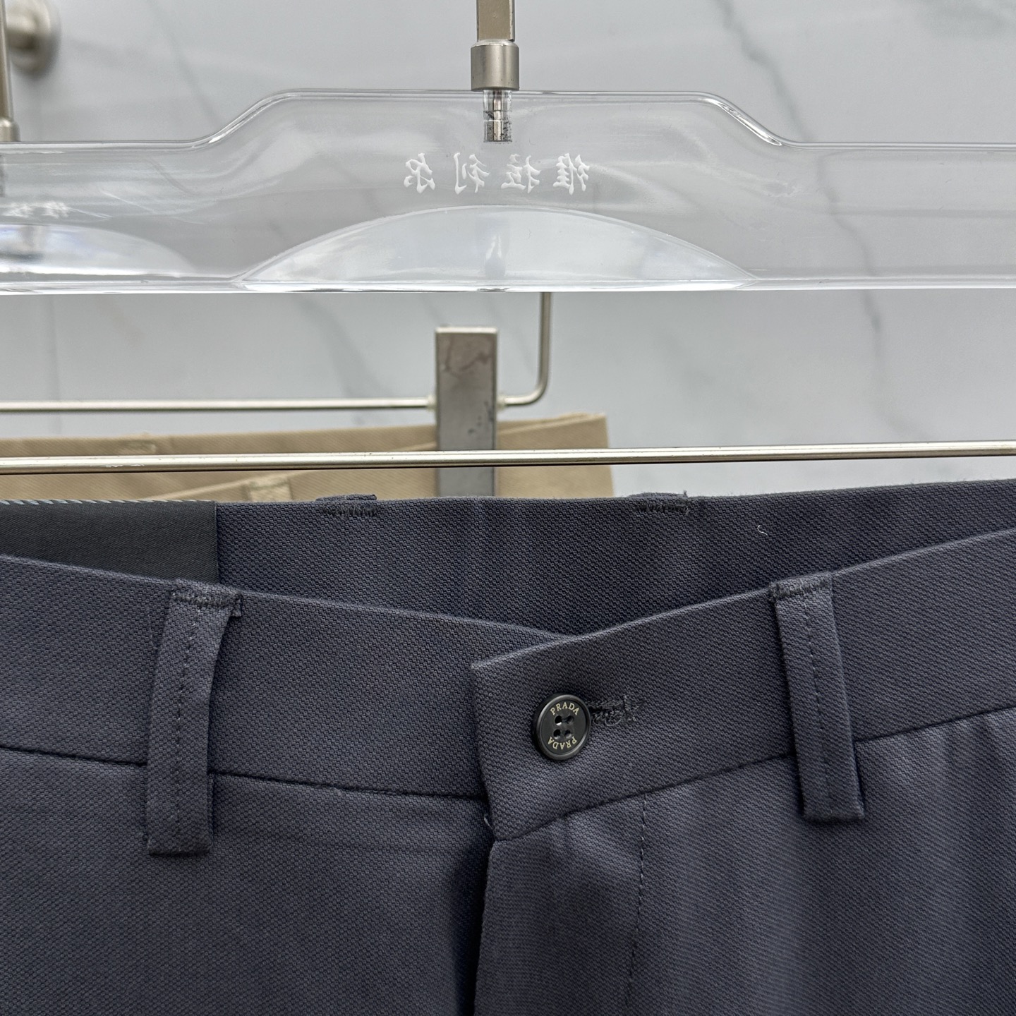 🆕Prada普拉达 2025早秋新品休闲裤西裤，官网同步发售，裤身工艺设计，进口客供辅料、面料定制，代工