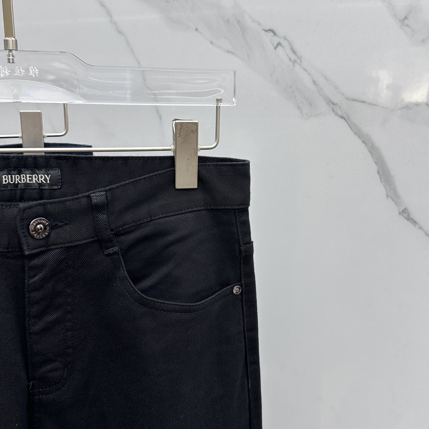 🆕Burberry巴宝莉 🔥高端定制、2025早秋最新款牛仔裤 柜台同步发售 原版定制复刻 客供五金辅料