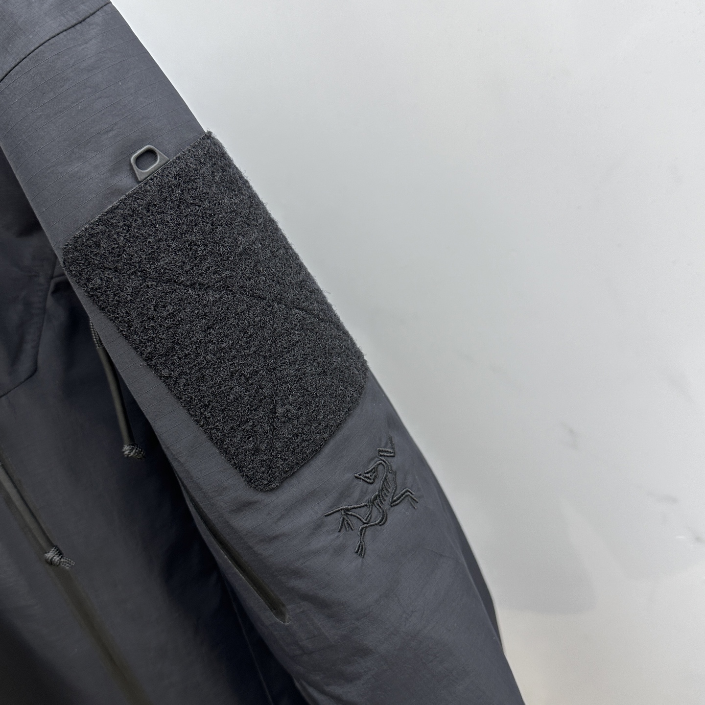  🆕始祖鸟 顶配全溢胶 ARC‘TERYX  leaf aha GEN2 AHA JAET军鸟。可以收纳