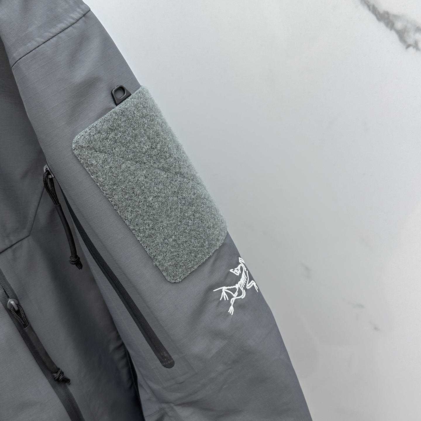  🆕始祖鸟 顶配全溢胶 ARC‘TERYX  leaf aha GEN2 AHA JAET军鸟。可以收纳