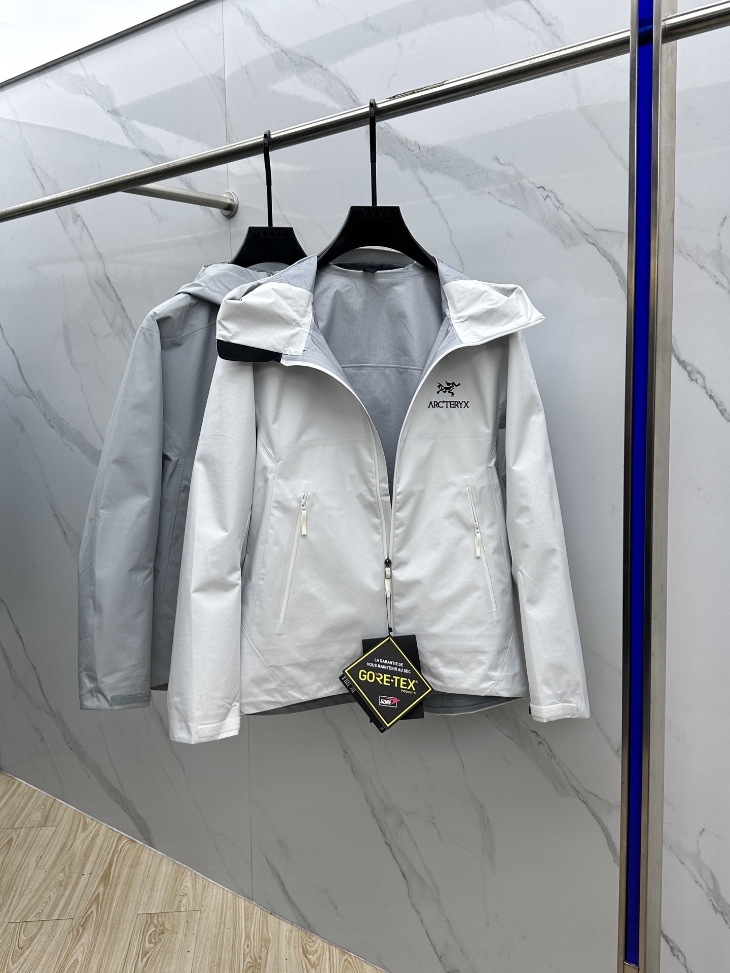  🆕ARCTERYX *始祖鸟𓅛

A𝗥𝗖𝗧𝗘𝗥𝗬𝗫 𝗕𝗮𝘁𝗲 𝗟𝘁 𝗝𝗮𝗰𝗸𝗲𝘁 硬壳防水系列 

B