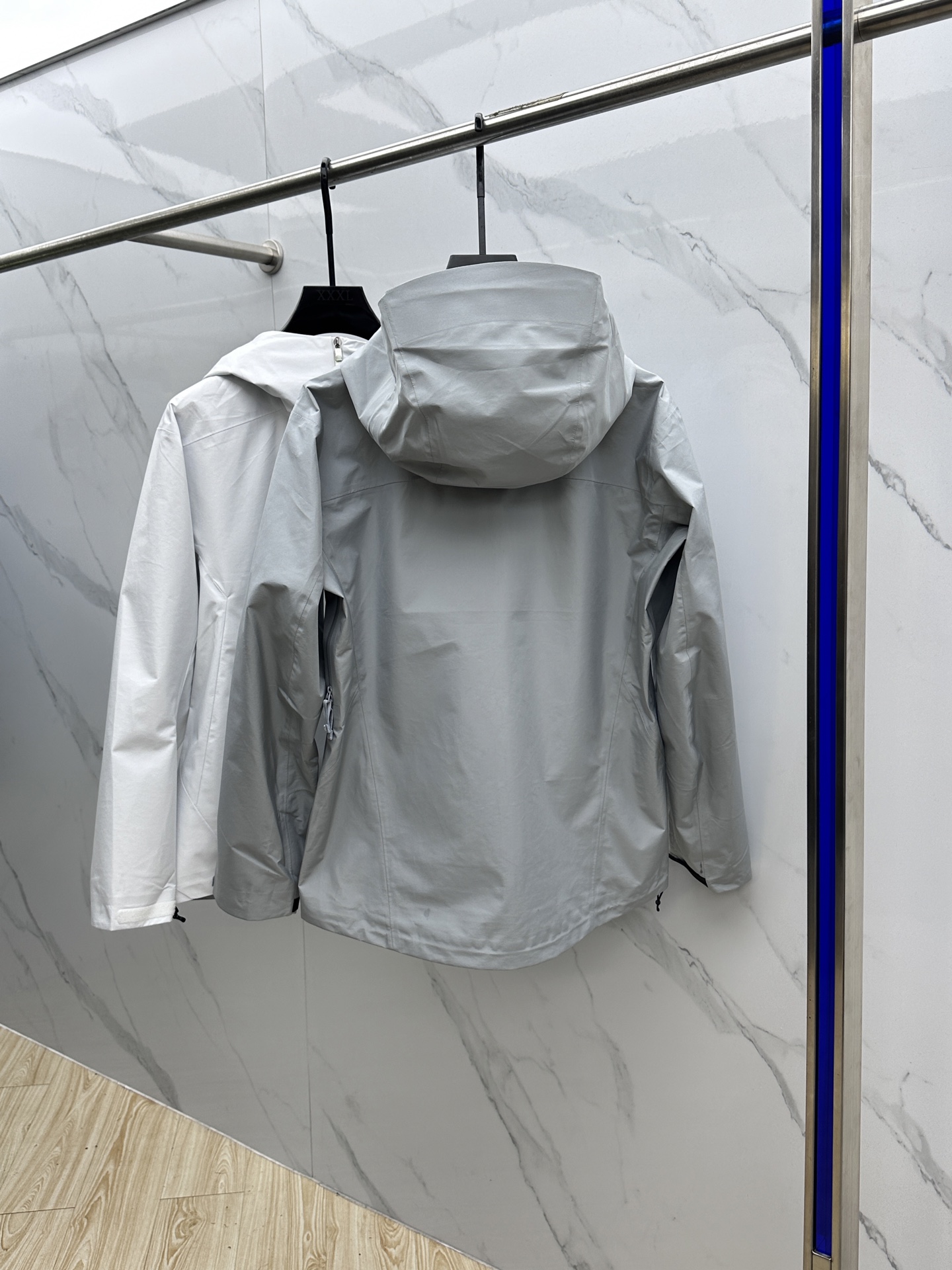  🆕ARCTERYX *始祖鸟𓅛

A𝗥𝗖𝗧𝗘𝗥𝗬𝗫 𝗕𝗮𝘁𝗲 𝗟𝘁 𝗝𝗮𝗰𝗸𝗲𝘁 硬壳防水系列 

B