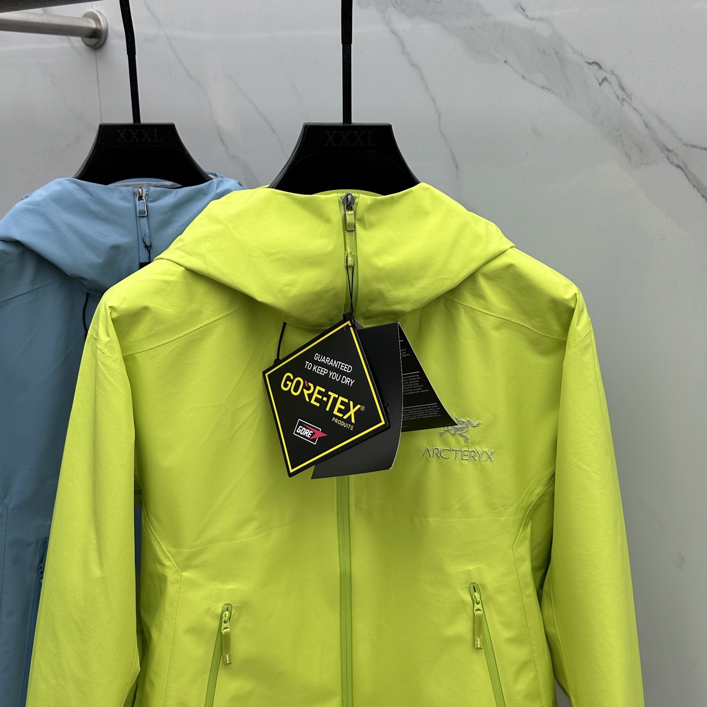 🆕ARCTERYX *始祖鸟𓅛

A𝗥𝗖𝗧𝗘𝗥𝗬𝗫 𝗕𝗮𝘁𝗲 𝗟𝘁 𝗝𝗮𝗰𝗸𝗲𝘁 硬壳防水系列 

B