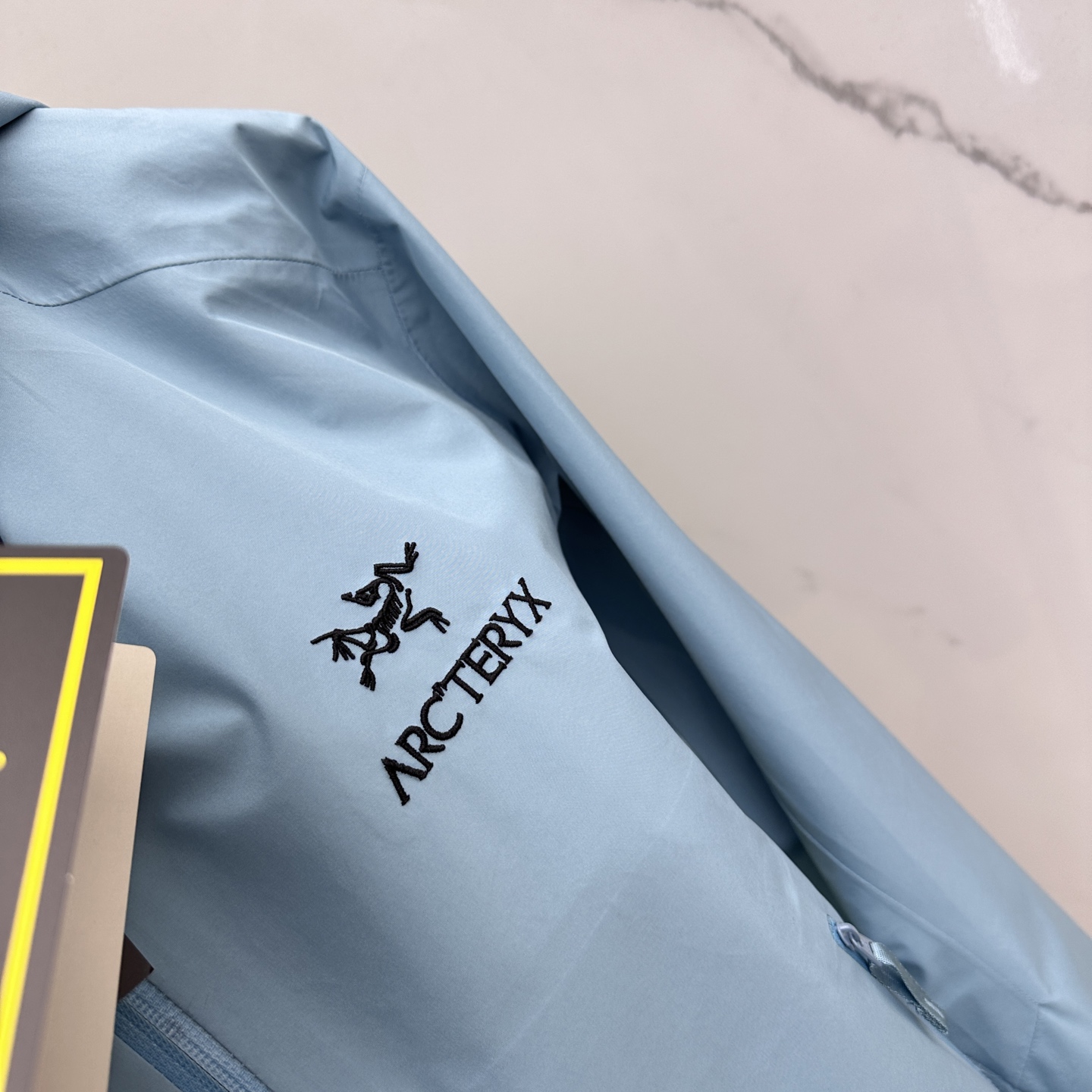  🆕ARCTERYX *始祖鸟𓅛

A𝗥𝗖𝗧𝗘𝗥𝗬𝗫 𝗕𝗮𝘁𝗲 𝗟𝘁 𝗝𝗮𝗰𝗸𝗲𝘁 硬壳防水系列 

B