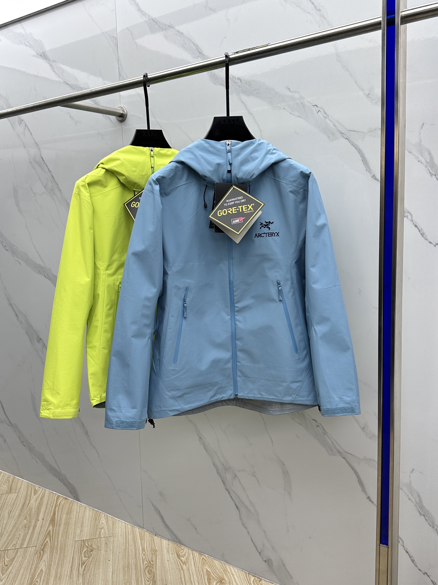  🆕ARCTERYX *始祖鸟𓅛

A𝗥𝗖𝗧𝗘𝗥𝗬𝗫 𝗕𝗮𝘁𝗲 𝗟𝘁 𝗝𝗮𝗰𝗸𝗲𝘁 硬壳防水系列 

B