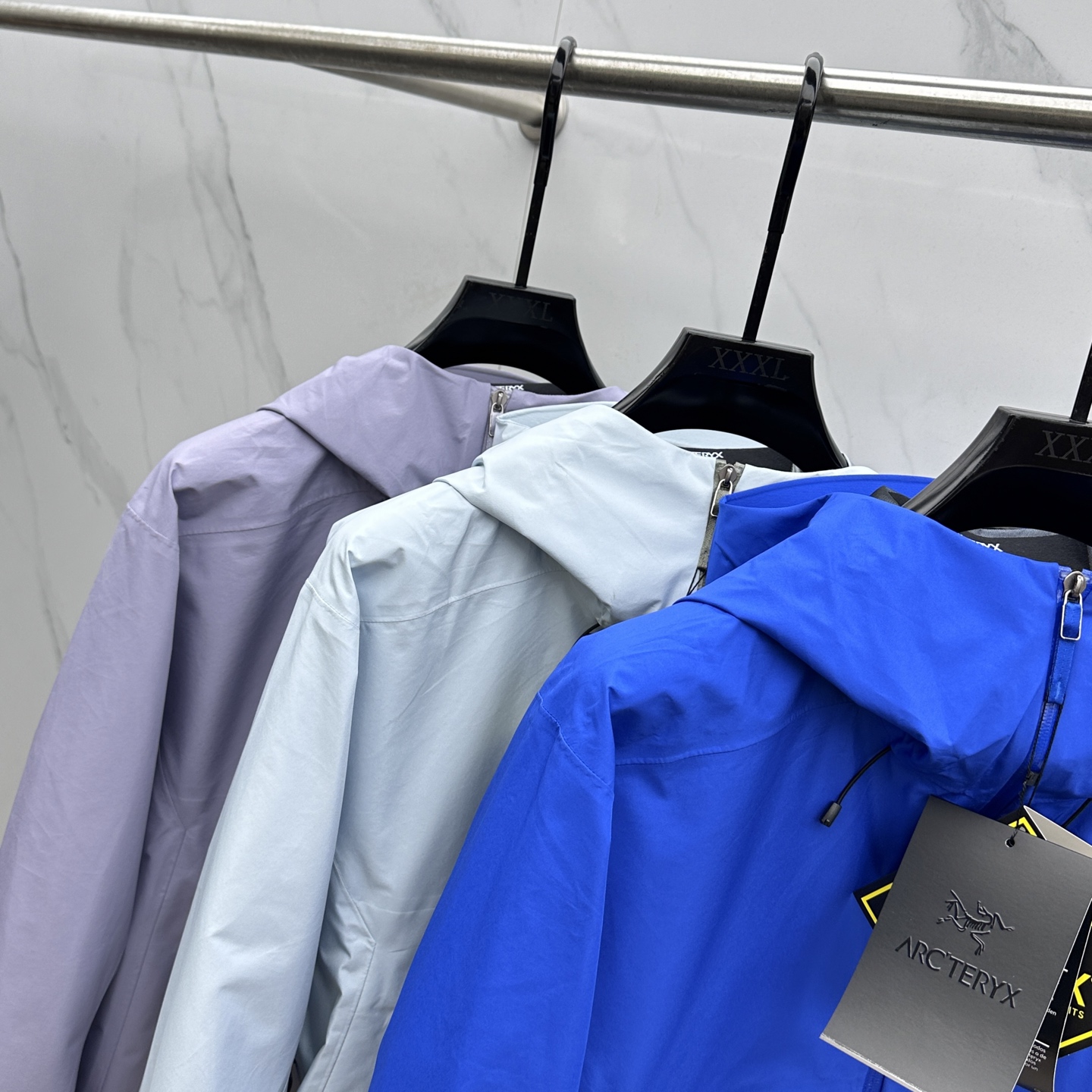 ￼  🆕ARCTERYX *始祖鸟𓅛

A𝗥𝗖𝗧𝗘𝗥𝗬𝗫 𝗕𝗮𝘁𝗲 𝗟𝘁 𝗝𝗮𝗰𝗸𝗲𝘁 硬壳防水系列 
