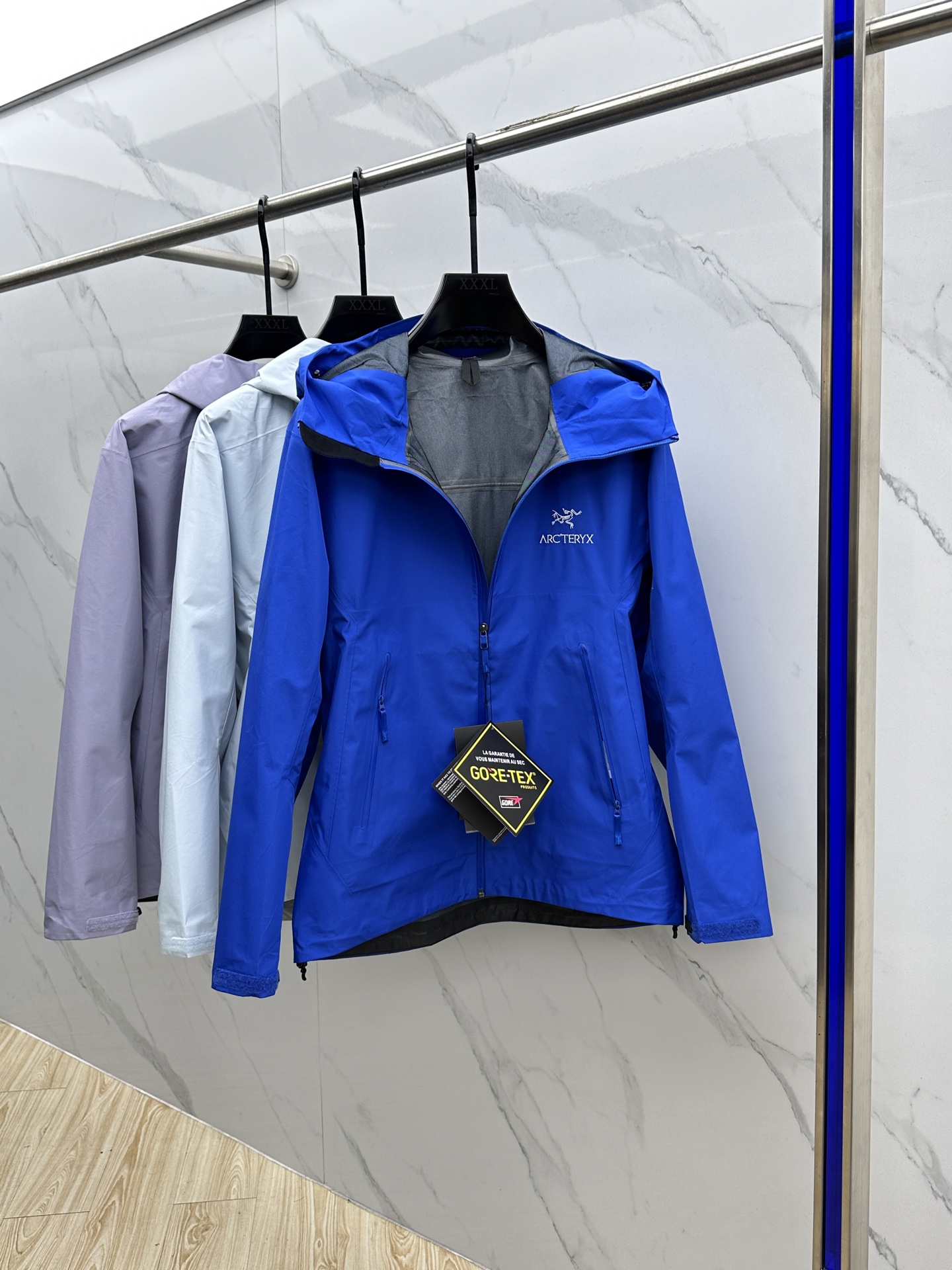 ￼  🆕ARCTERYX *始祖鸟𓅛

A𝗥𝗖𝗧𝗘𝗥𝗬𝗫 𝗕𝗮𝘁𝗲 𝗟𝘁 𝗝𝗮𝗰𝗸𝗲𝘁 硬壳防水系列 
