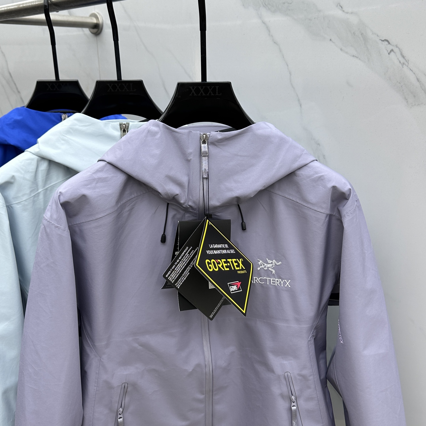 ￼  🆕ARCTERYX *始祖鸟𓅛

A𝗥𝗖𝗧𝗘𝗥𝗬𝗫 𝗕𝗮𝘁𝗲 𝗟𝘁 𝗝𝗮𝗰𝗸𝗲𝘁 硬壳防水系列 
