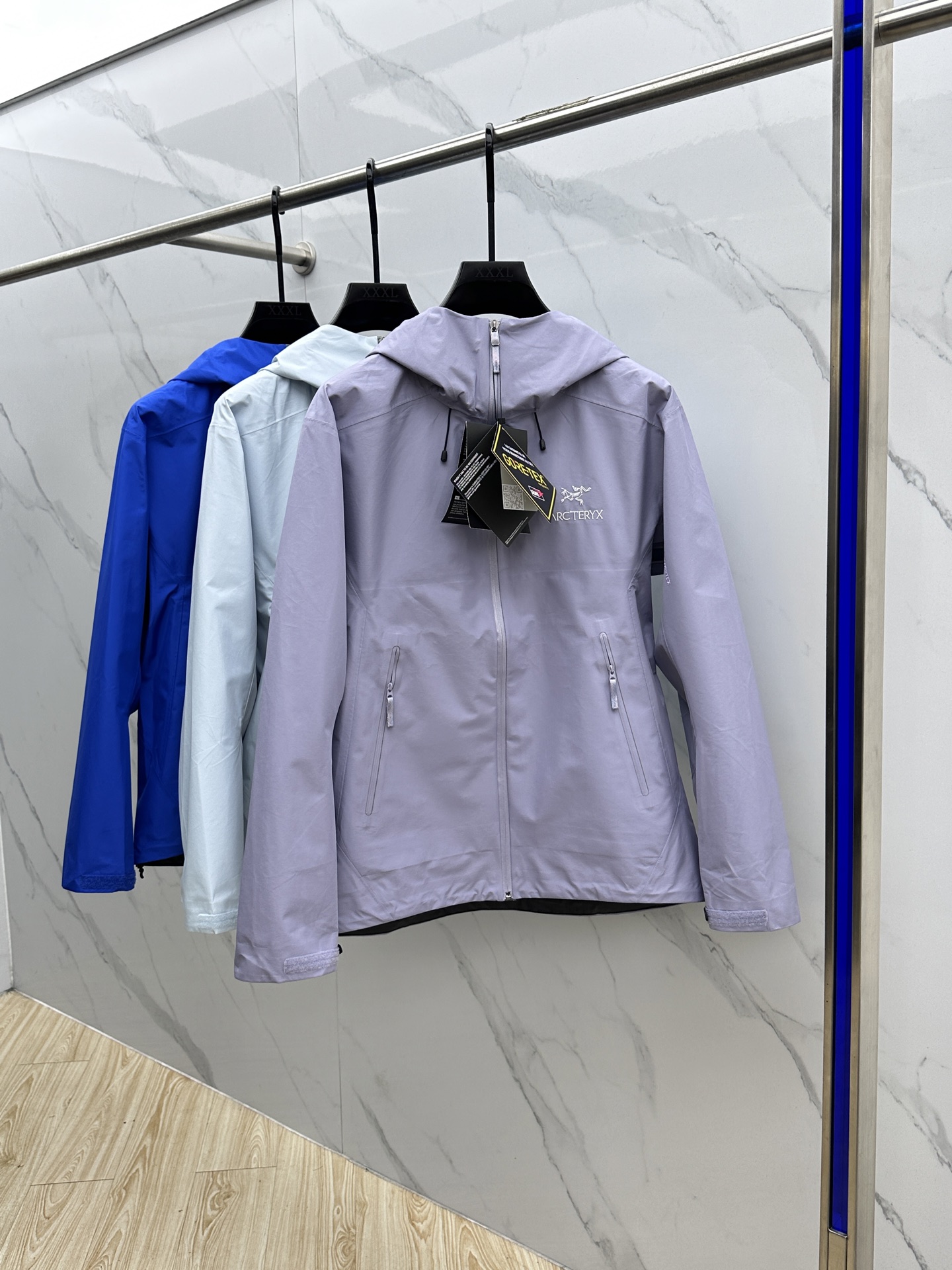 ￼  🆕ARCTERYX *始祖鸟𓅛

A𝗥𝗖𝗧𝗘𝗥𝗬𝗫 𝗕𝗮𝘁𝗲 𝗟𝘁 𝗝𝗮𝗰𝗸𝗲𝘁 硬壳防水系列 
