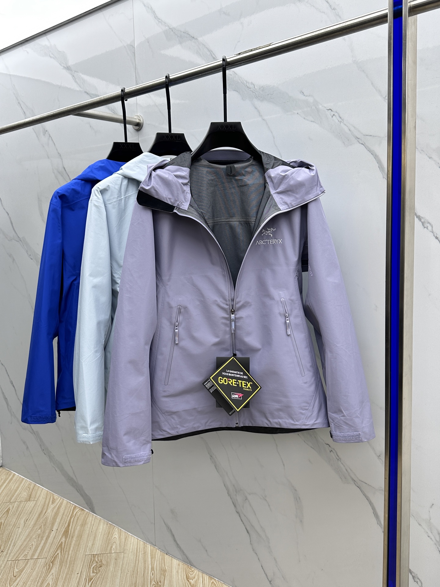 ￼  🆕ARCTERYX *始祖鸟𓅛

A𝗥𝗖𝗧𝗘𝗥𝗬𝗫 𝗕𝗮𝘁𝗲 𝗟𝘁 𝗝𝗮𝗰𝗸𝗲𝘁 硬壳防水系列 
