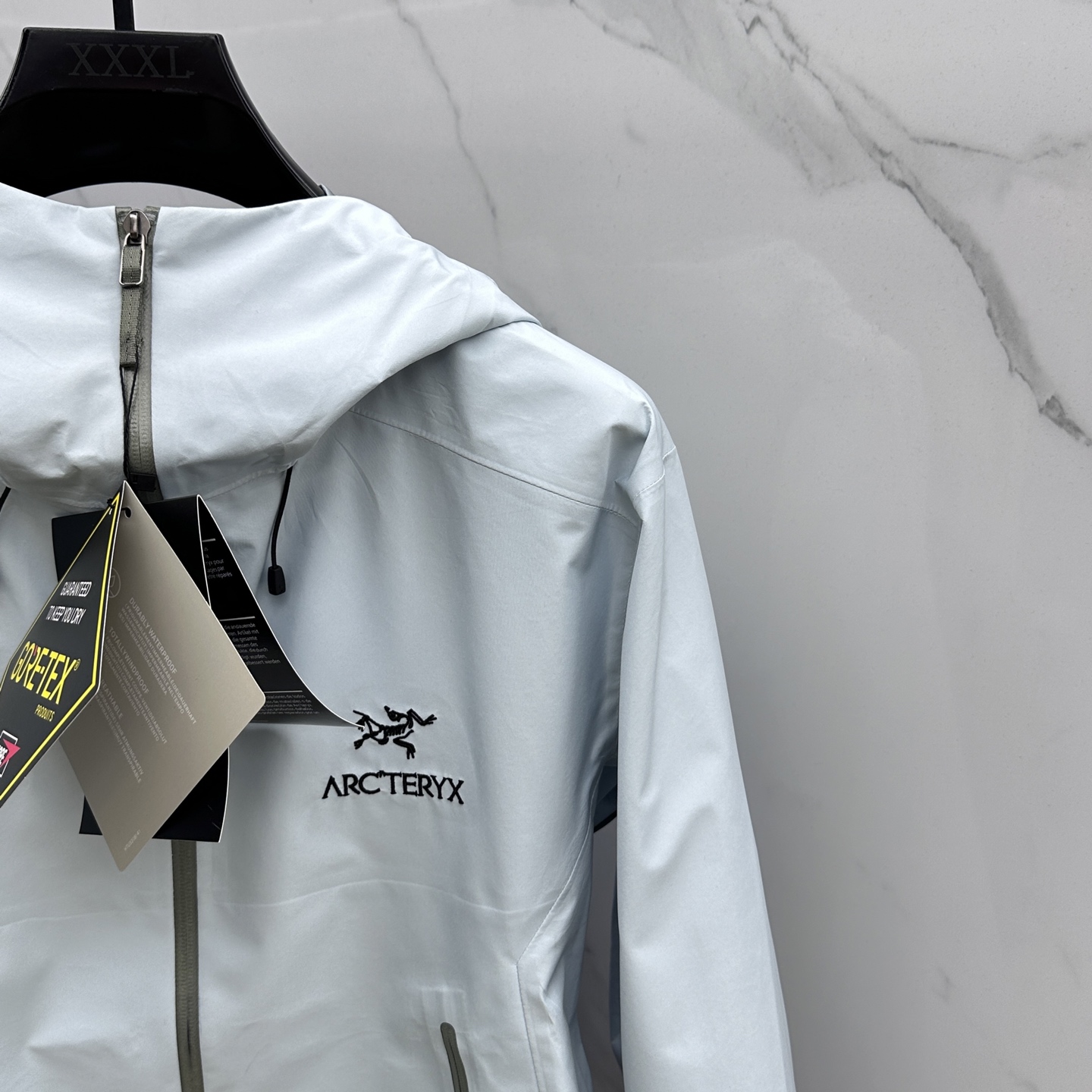 ￼  🆕ARCTERYX *始祖鸟𓅛

A𝗥𝗖𝗧𝗘𝗥𝗬𝗫 𝗕𝗮𝘁𝗲 𝗟𝘁 𝗝𝗮𝗰𝗸𝗲𝘁 硬壳防水系列 
