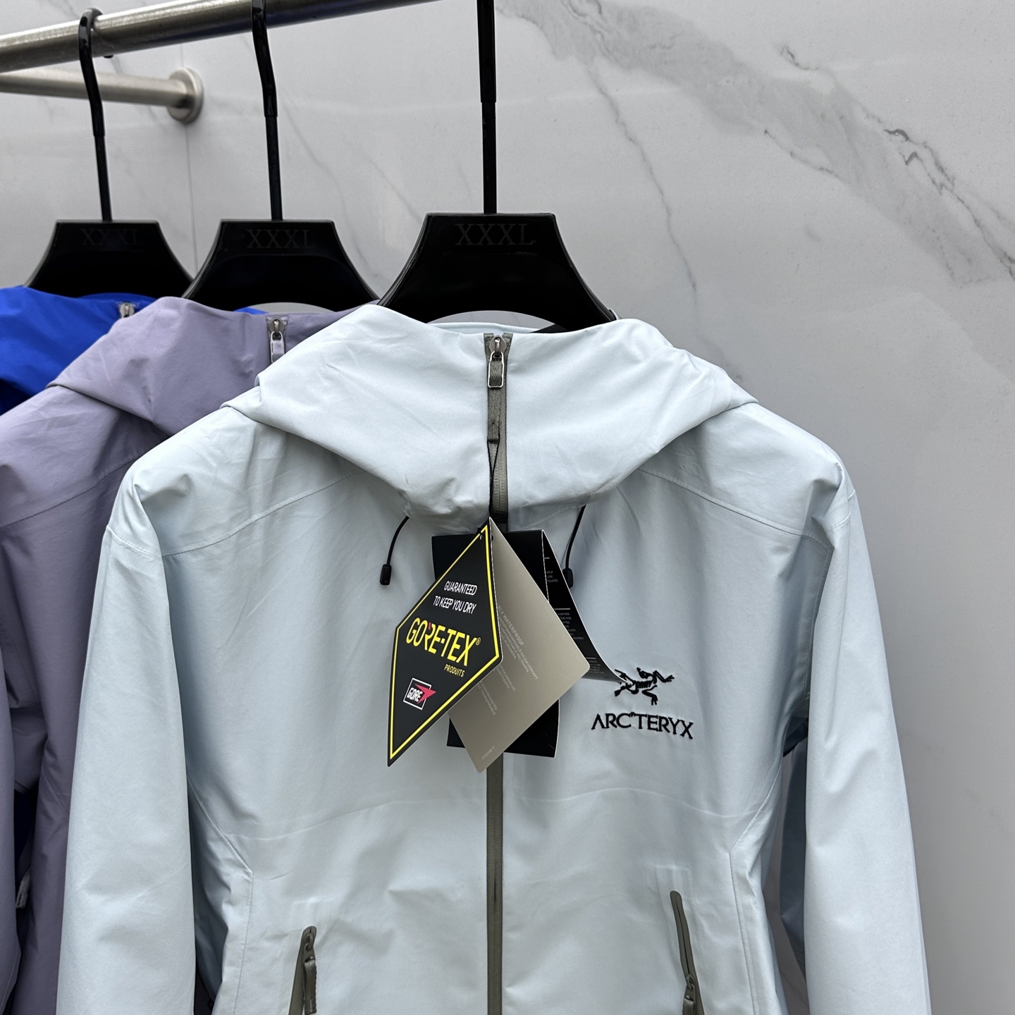 ￼  🆕ARCTERYX *始祖鸟𓅛

A𝗥𝗖𝗧𝗘𝗥𝗬𝗫 𝗕𝗮𝘁𝗲 𝗟𝘁 𝗝𝗮𝗰𝗸𝗲𝘁 硬壳防水系列 

