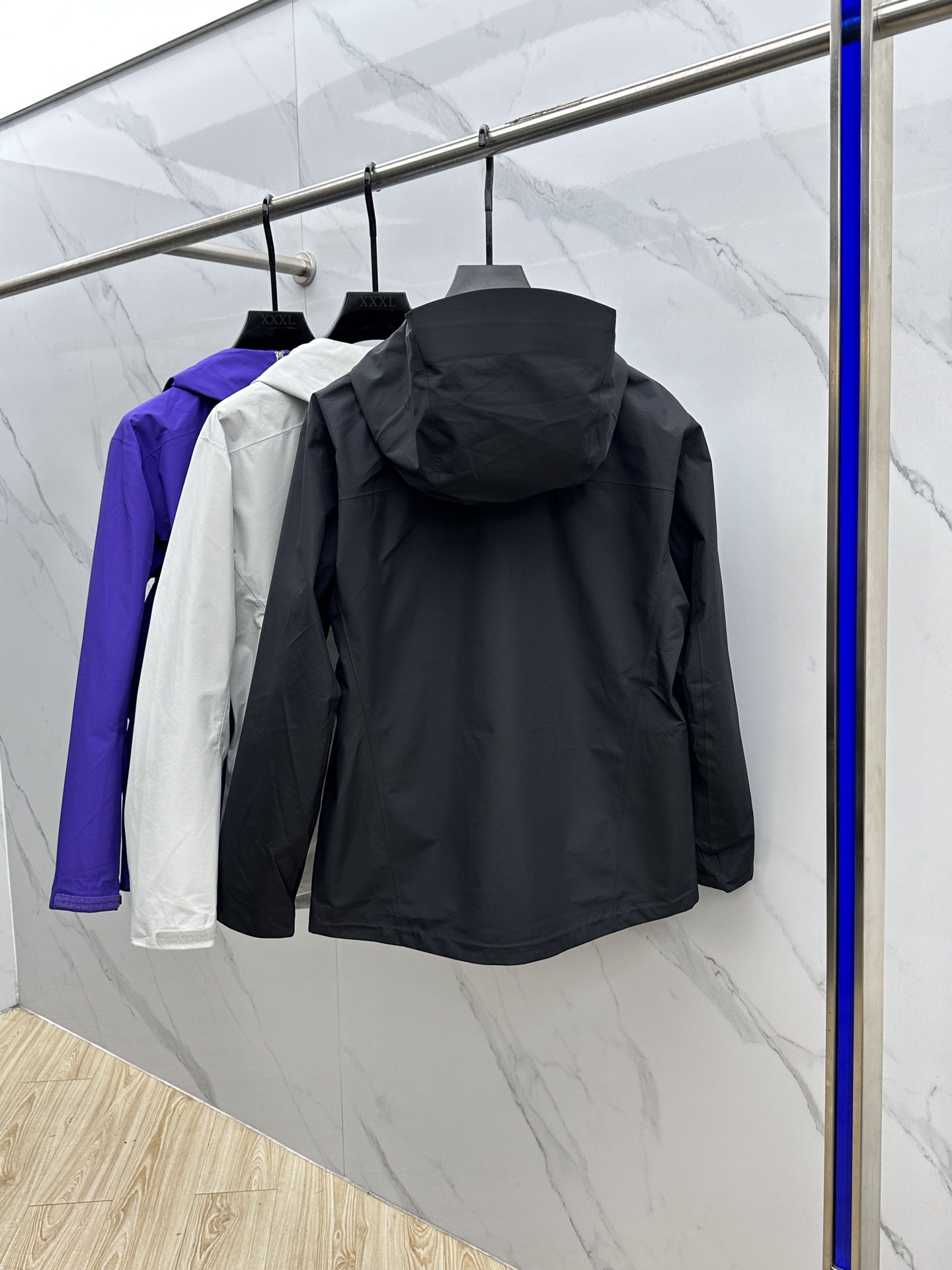 ￼  🆕ARCTERYX *始祖鸟𓅛

A𝗥𝗖𝗧𝗘𝗥𝗬𝗫 𝗕𝗮𝘁𝗲 𝗟𝘁 𝗝𝗮𝗰𝗸𝗲𝘁 硬壳防水系列 
